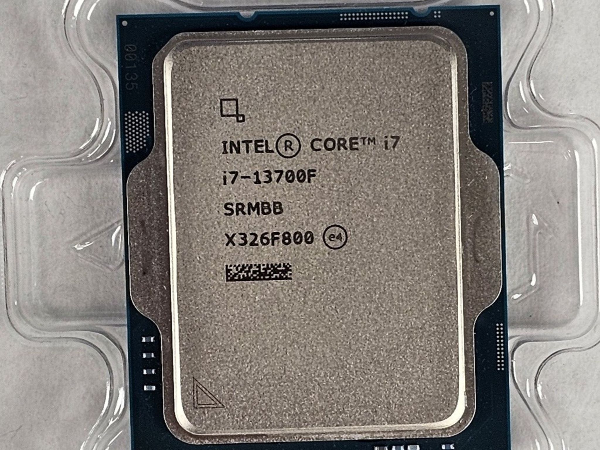 Intel Core i7-13700F LGA1700