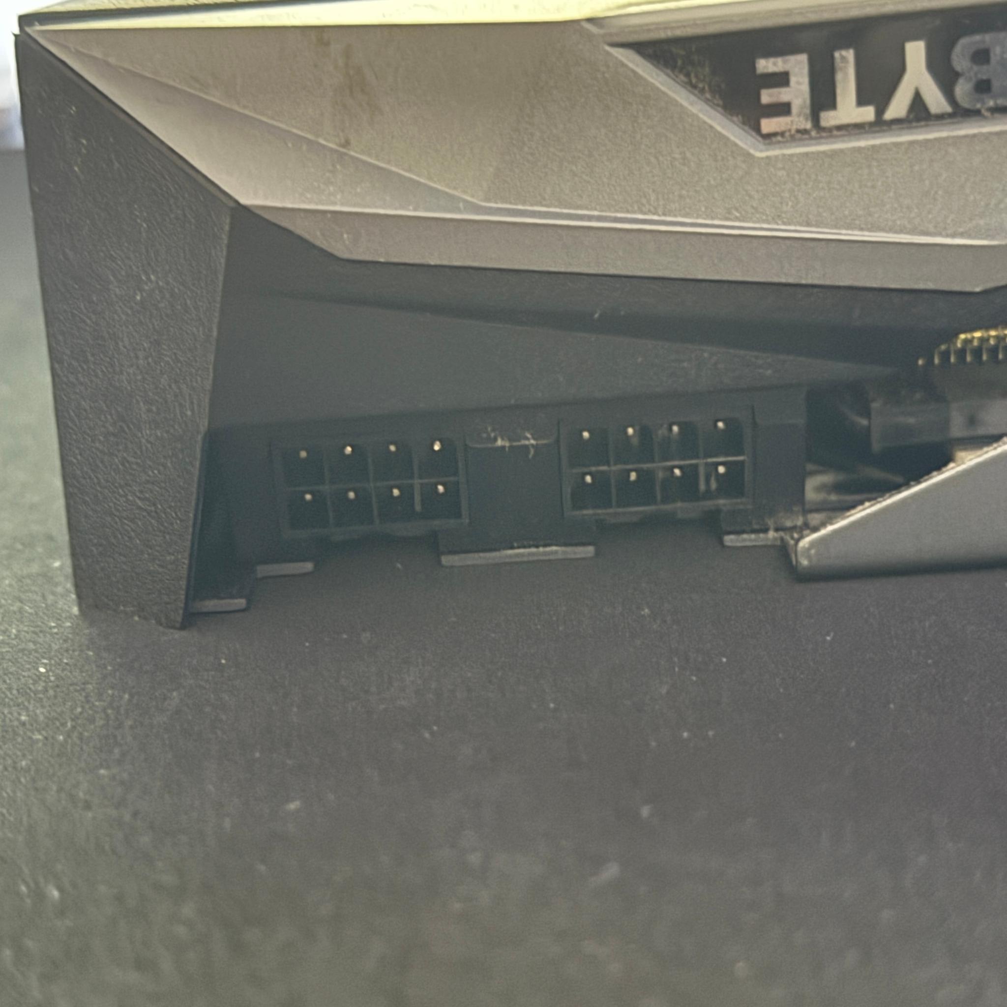 GIGABYTE GeForce RTX 3080 Ti GAMING OC 12GB GDDR6X