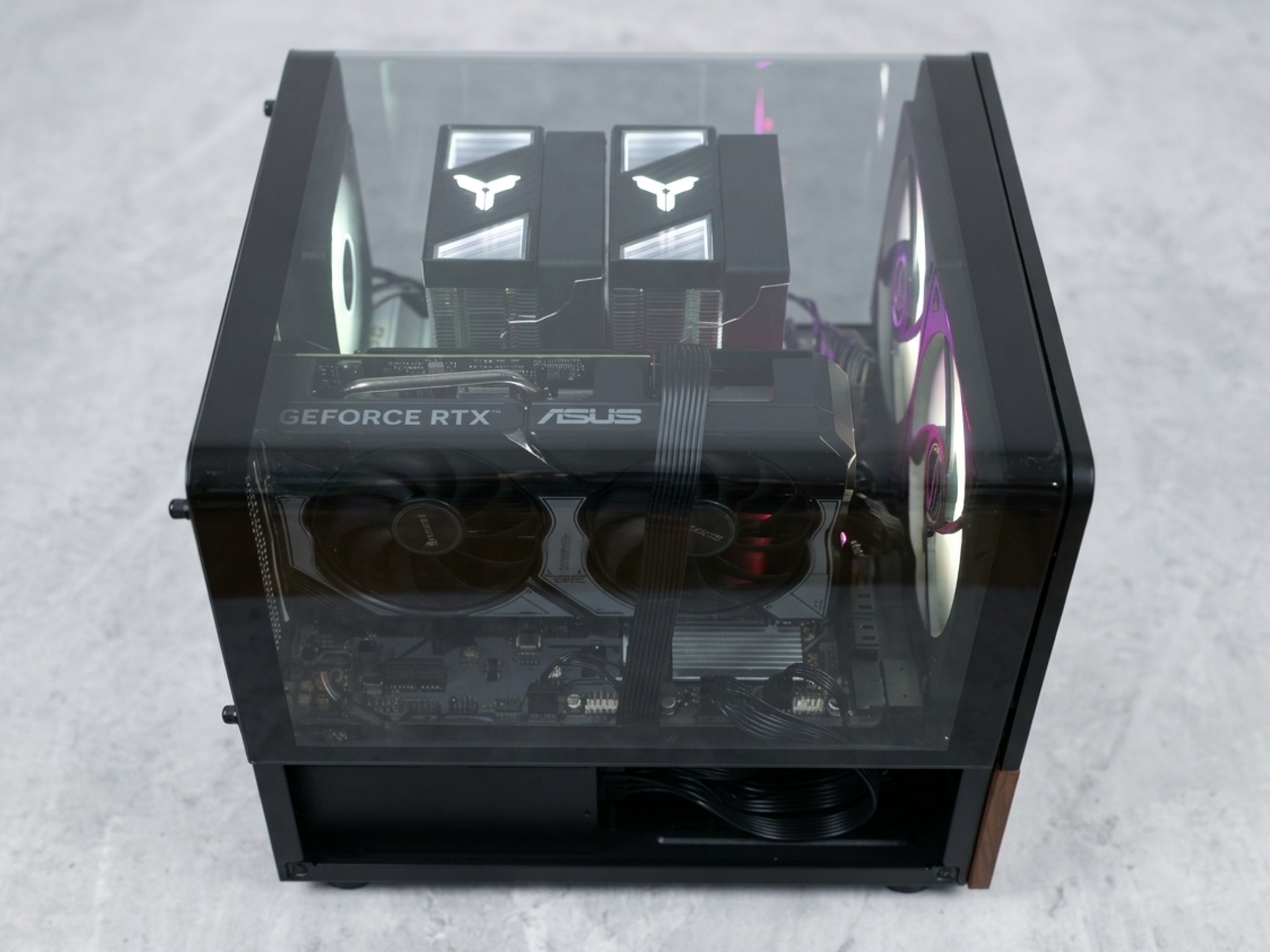 Clean Wood Jonsbo V12 1440P Build - 7600X3D | 5060 TI 16GB | 1TB NVME