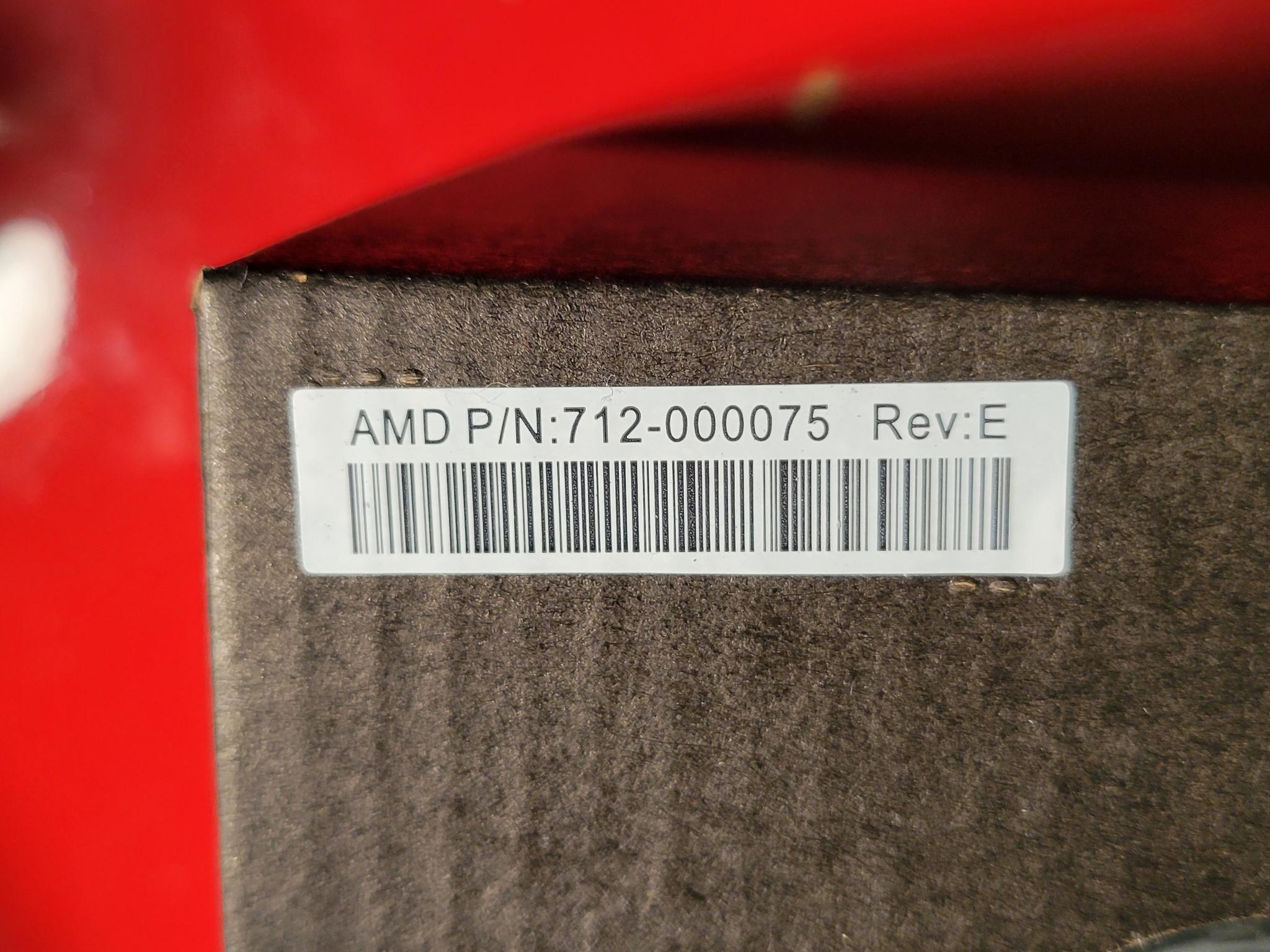 AMD Ryzen 3700X CPU includes Wraith cooler great condition/low use