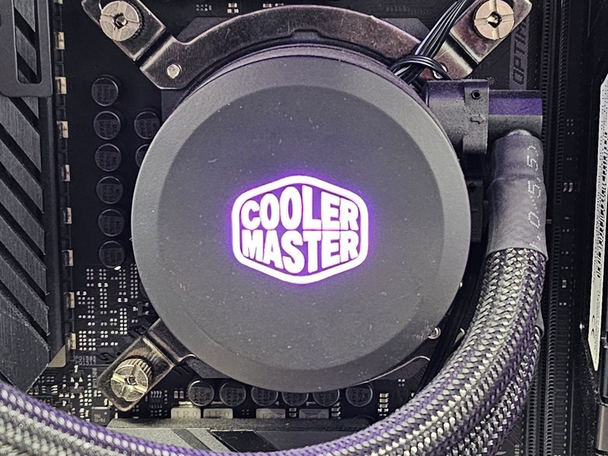 240mm AIO Cooler Master RGB CPU Liquid Cooler for Intel LGA1200