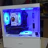 Intel XEON 2623 3.20 GHz 4 CORES+8threads RAM 16GB GPU 1660 super 1 TBSSD 500 HHD+ Extras