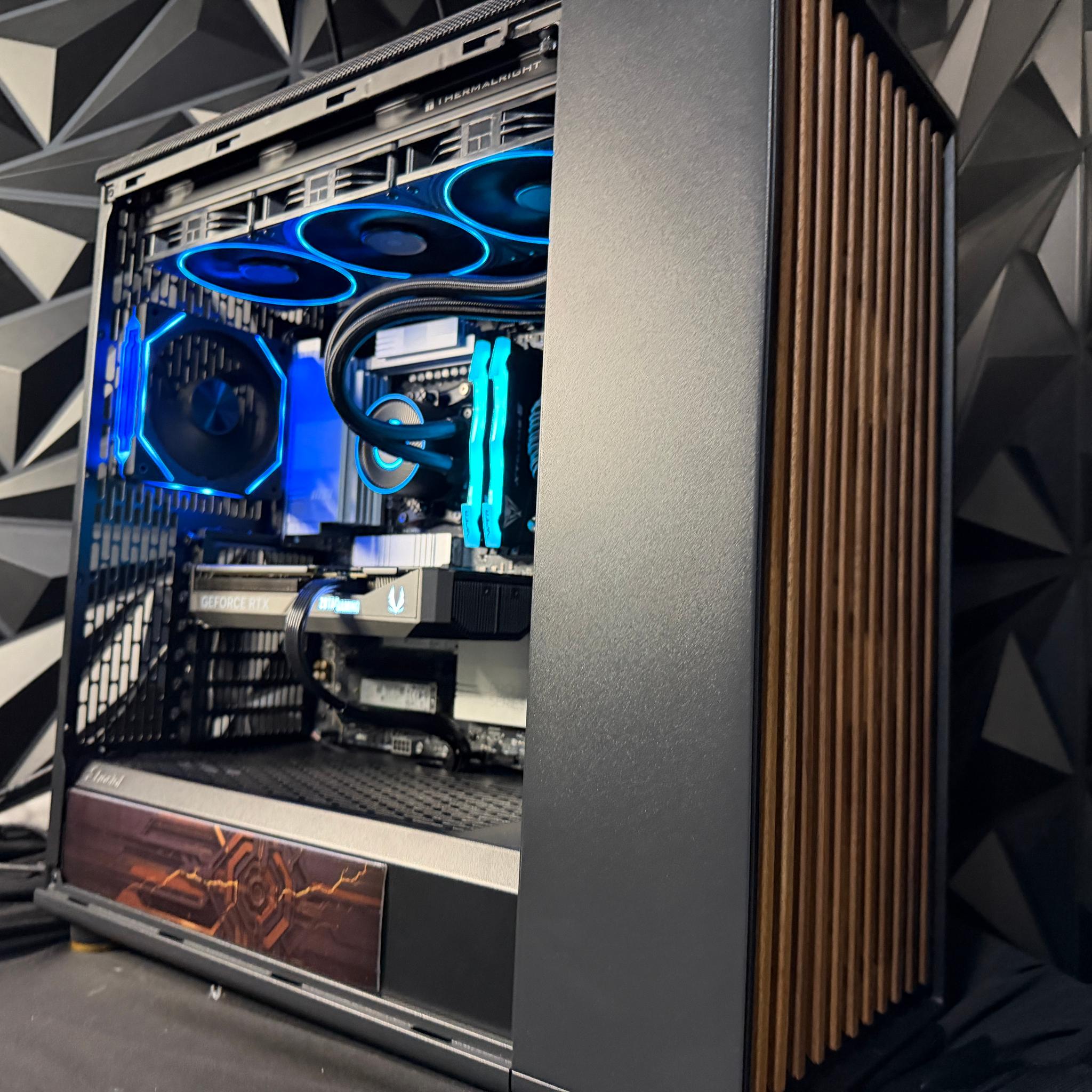 🪵⚙️ IRON WOOD ⚙️🪵 Ryzen 9 9900X| RTX 5070| 32 GB DDR5 8000Mhz|4.5 TB NVMe| 850W Gold PSU