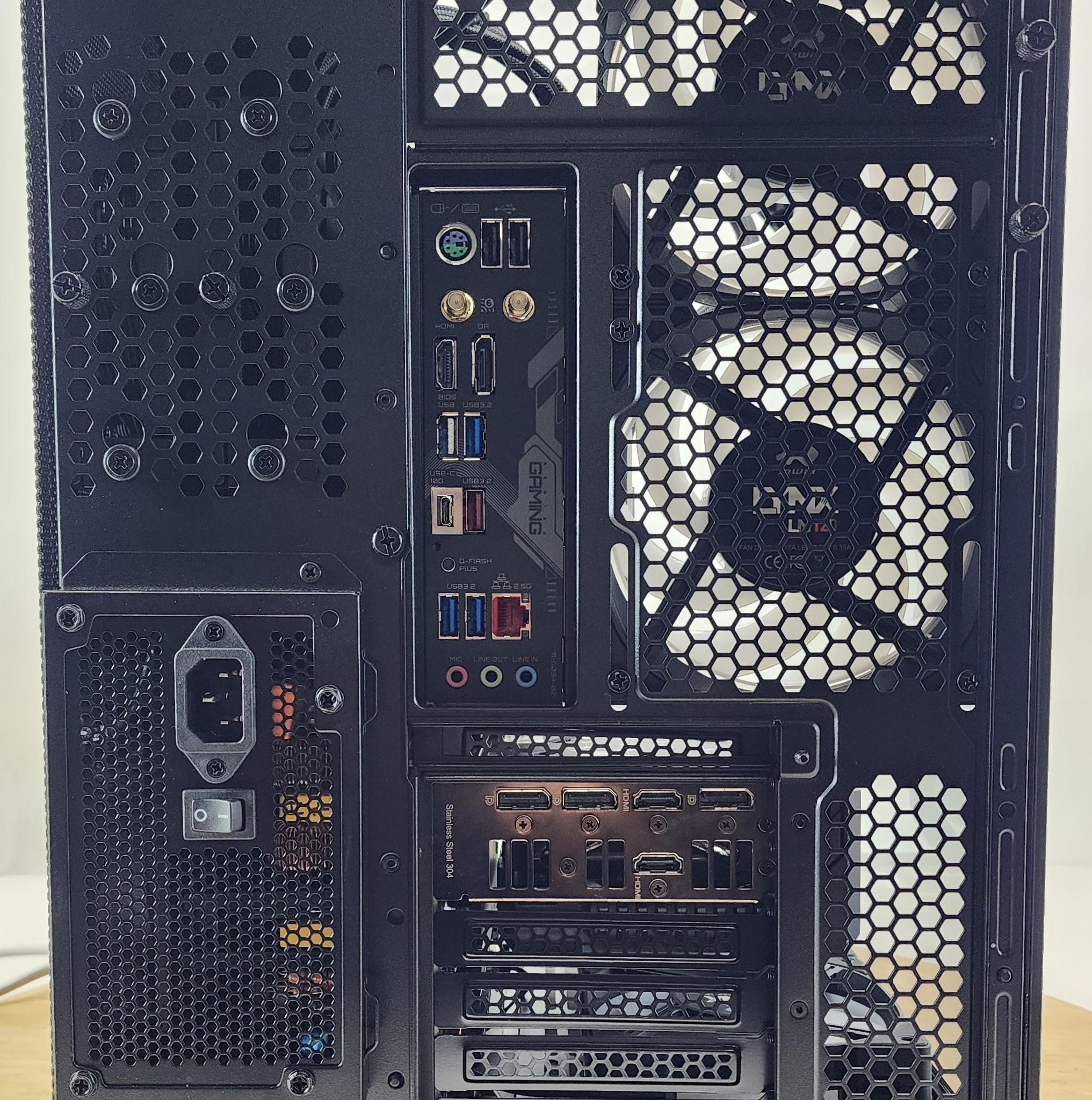 Gaming PC Ryzen 7 9700X 32GB RAM 1TB SSD RTX 4070 Ti SUPER 16GB Windows 11 Computer
