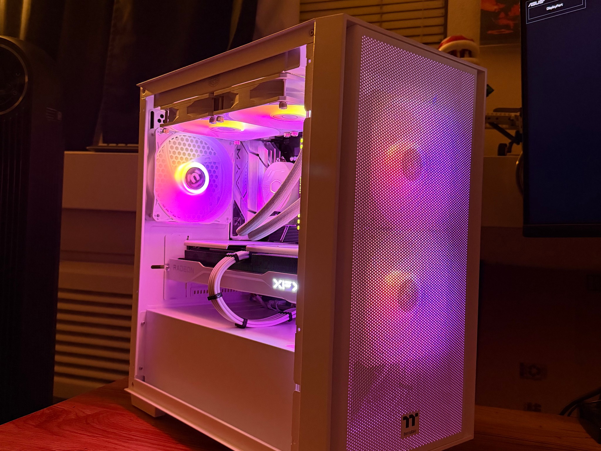 ⚡Ultimate⚡🧊 Iced Out 🧊 Intel/AMD PC! i5-13600K | 9060XT 16GB | 1TB NVME SSD | 64GB DDR4 RAM |