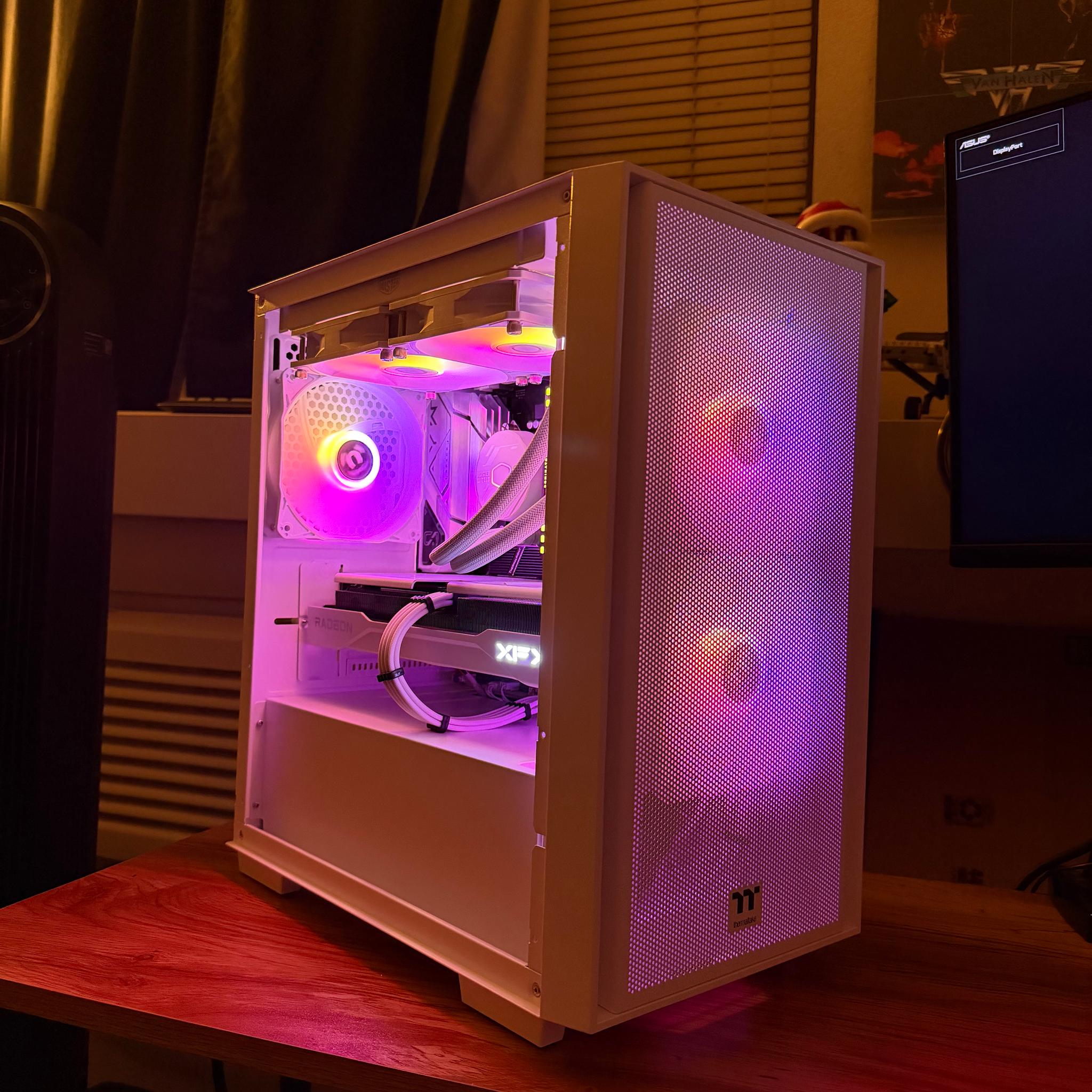 ⚡Ultimate⚡🧊 Iced Out 🧊 Intel/AMD PC! i5-13600K | 9060XT 16GB | 1TB NVME SSD | 64GB DDR4 RAM |