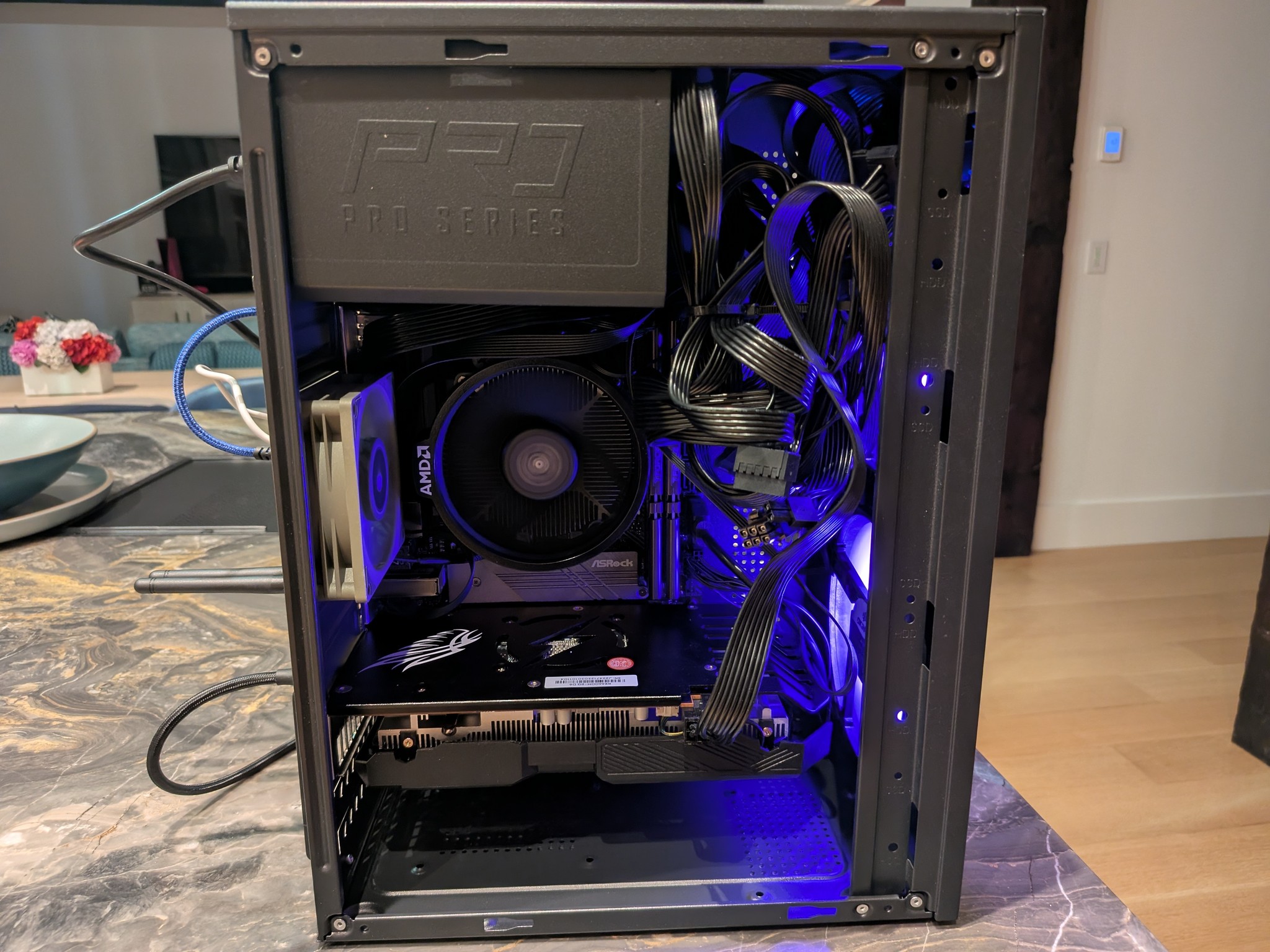 1080p Budget ITX - RX 6600M, Ryzen 5 5500, 32 GB RAM, 2 TB SSD
