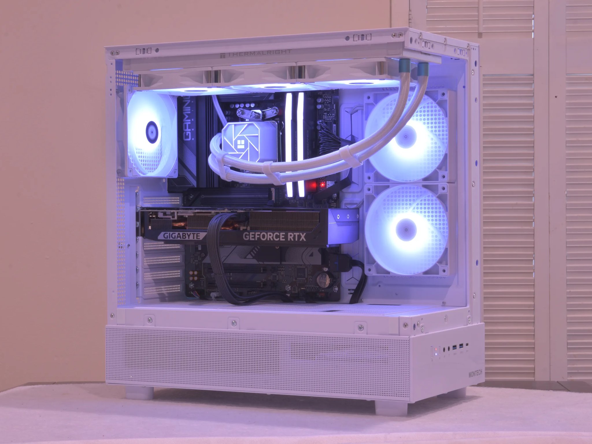 🚀FAST AMD Gaming PC🚀 Ryzen 7 7700X | RTX 5070 12GB | 32GB DDR5 6000mhz | 2TB nVME SSD | Win11+Wifi