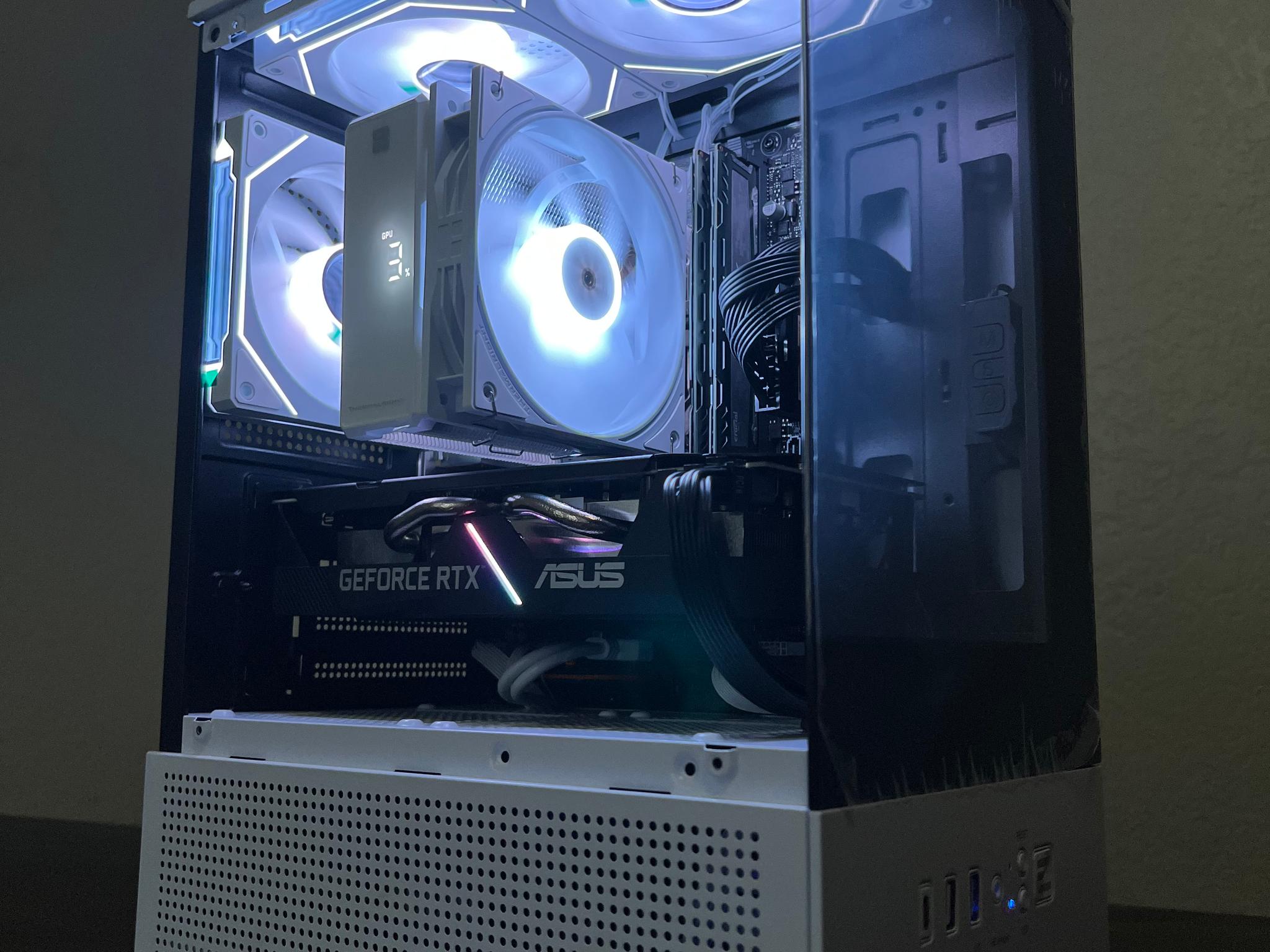 Custom White Gaming PC | i7 8700 | RTX 2060 | 16GB Crucial Ballistix RAM | 512GB SSD