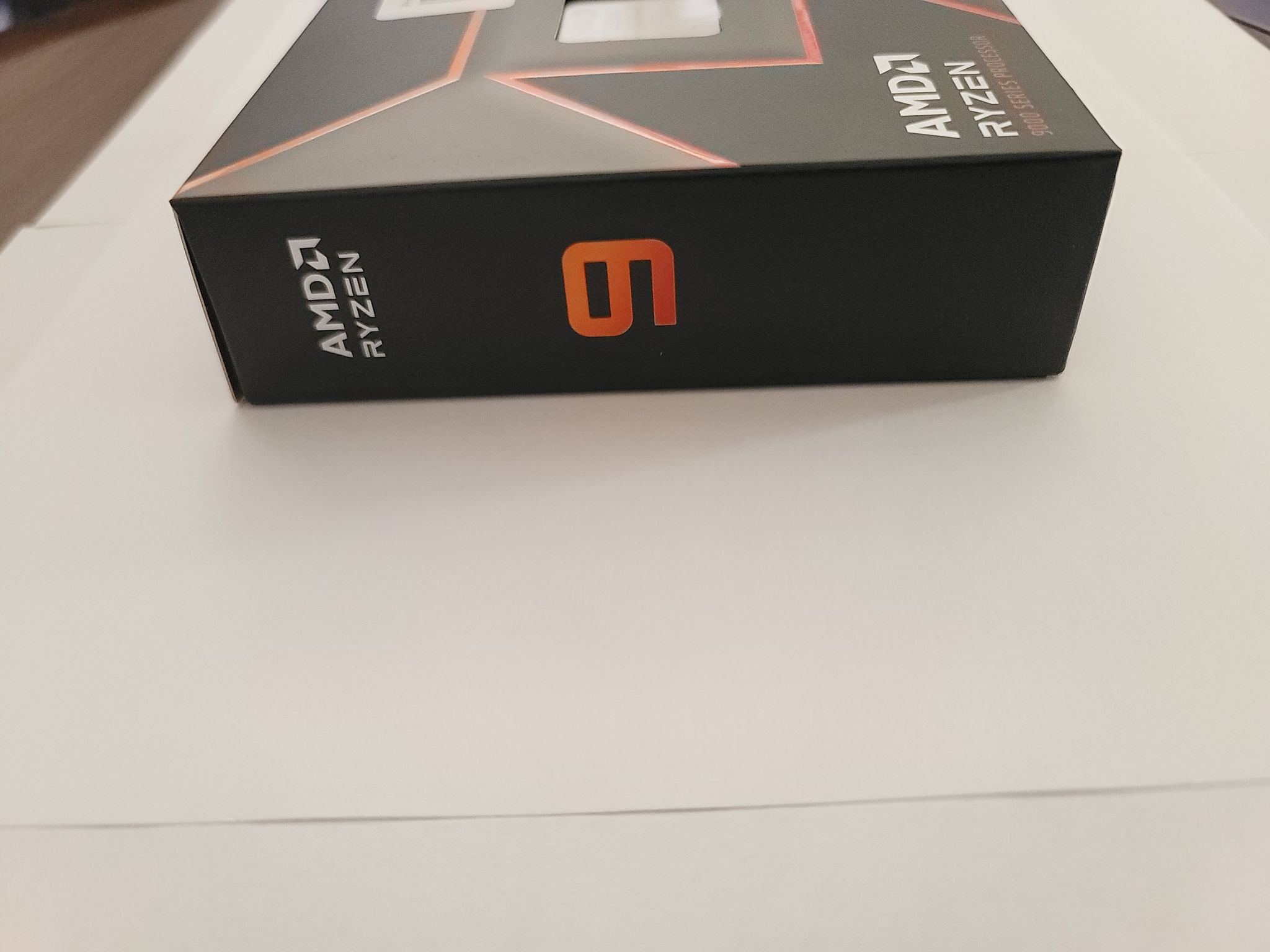 AMD Ryzen 9 9900X