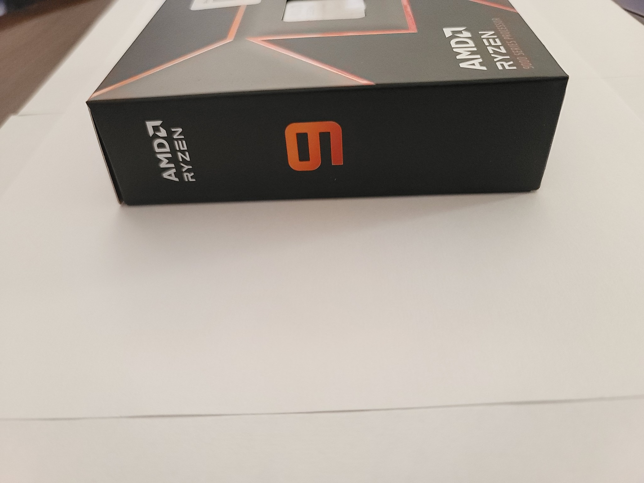 AMD Ryzen 9 9900X