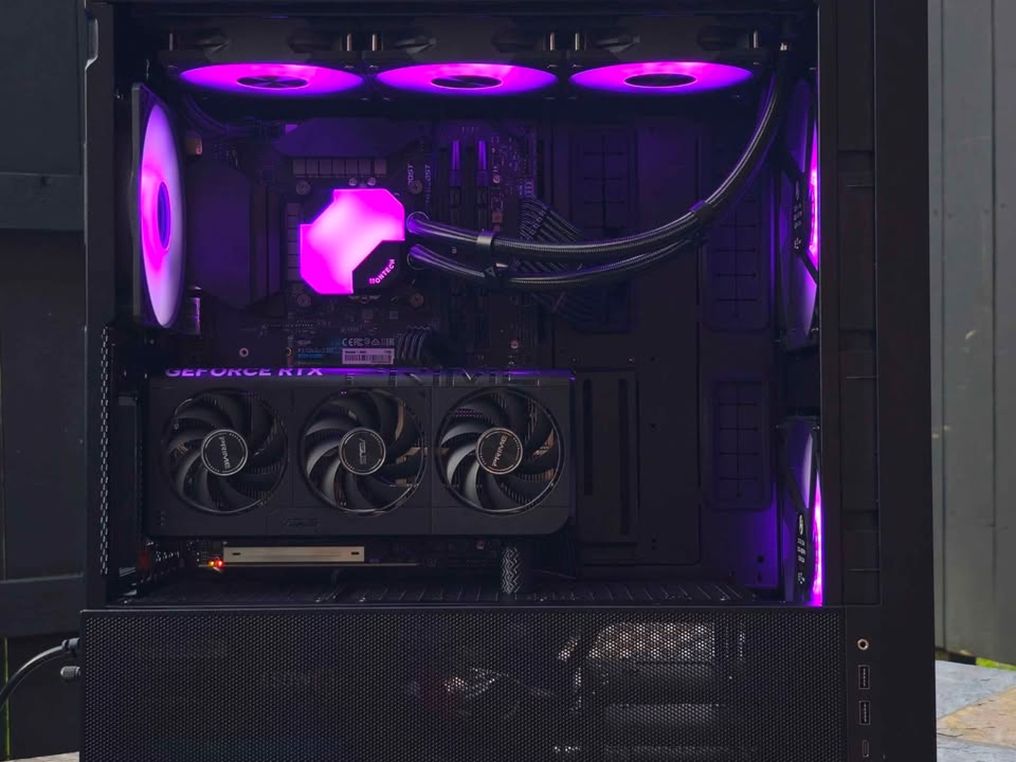 🪐Blackout Gaming PC • Nvidia 5060 • Intel i7 • 32GB RAM • 1TB SSD • WiFi • Plug n' Play