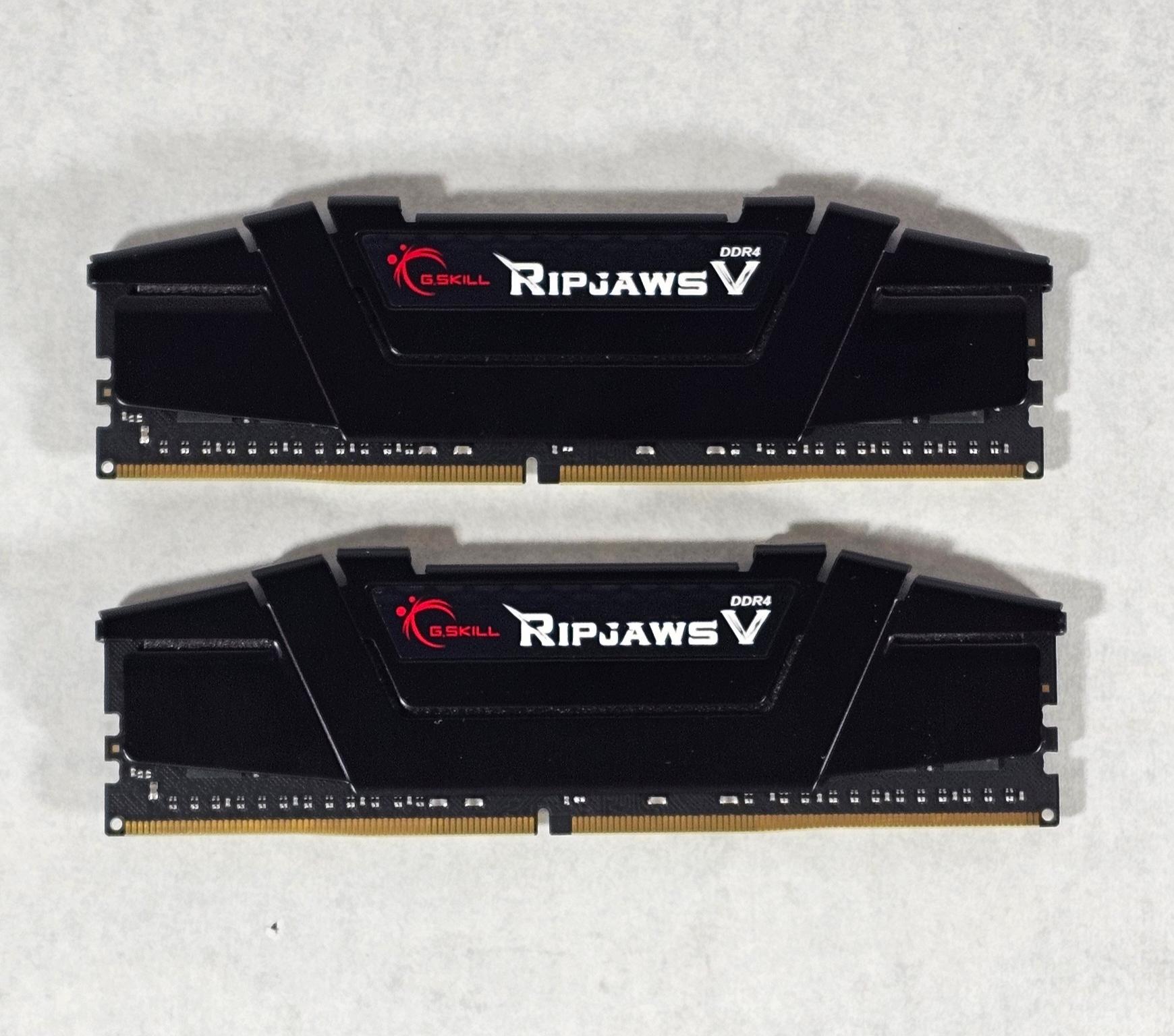 32GB DDR4 (2x16GB) 3200MT/s CL16 G.SKILL RIPJAWS V Series