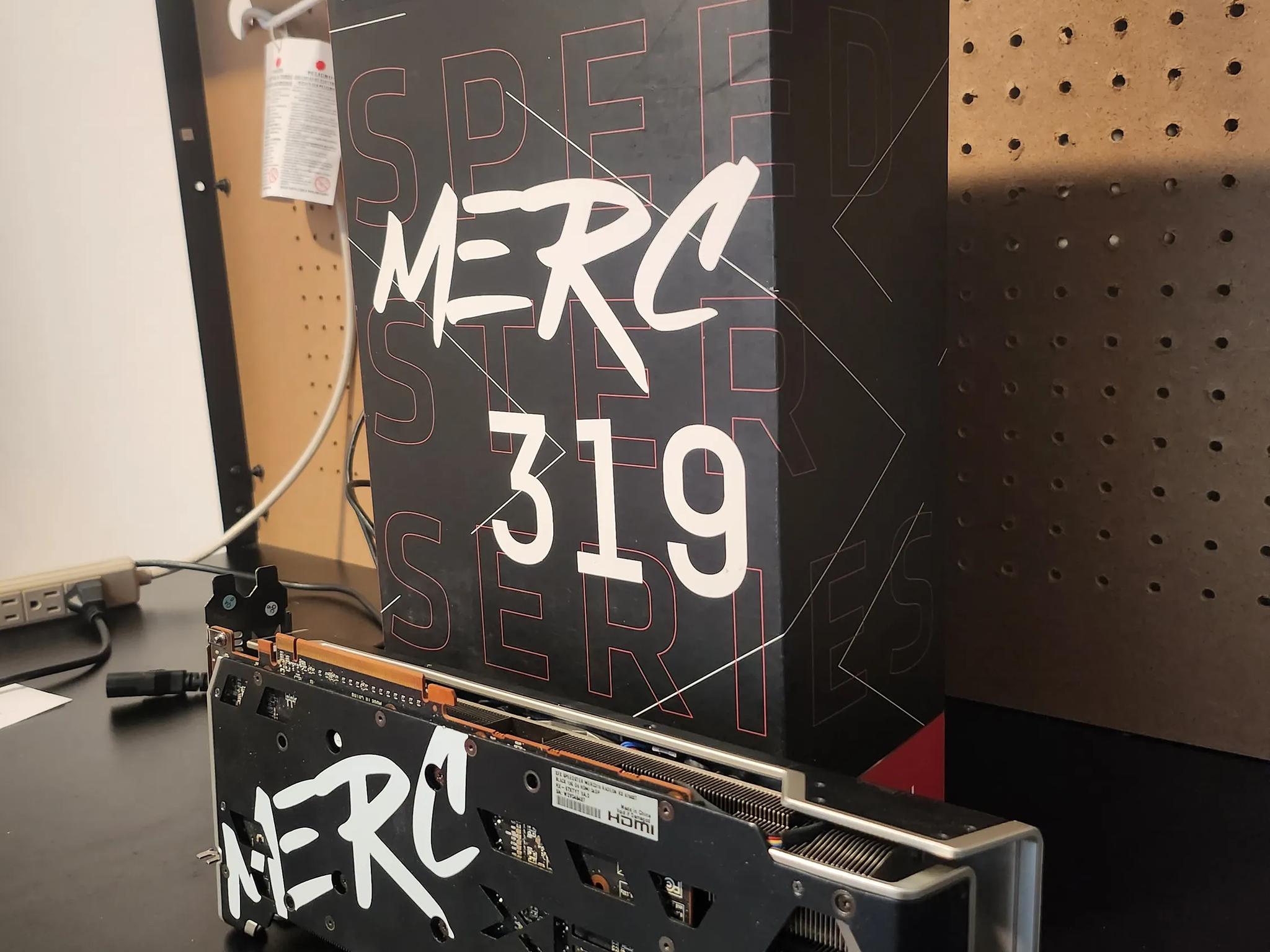 RX 6700 XT MERC 319