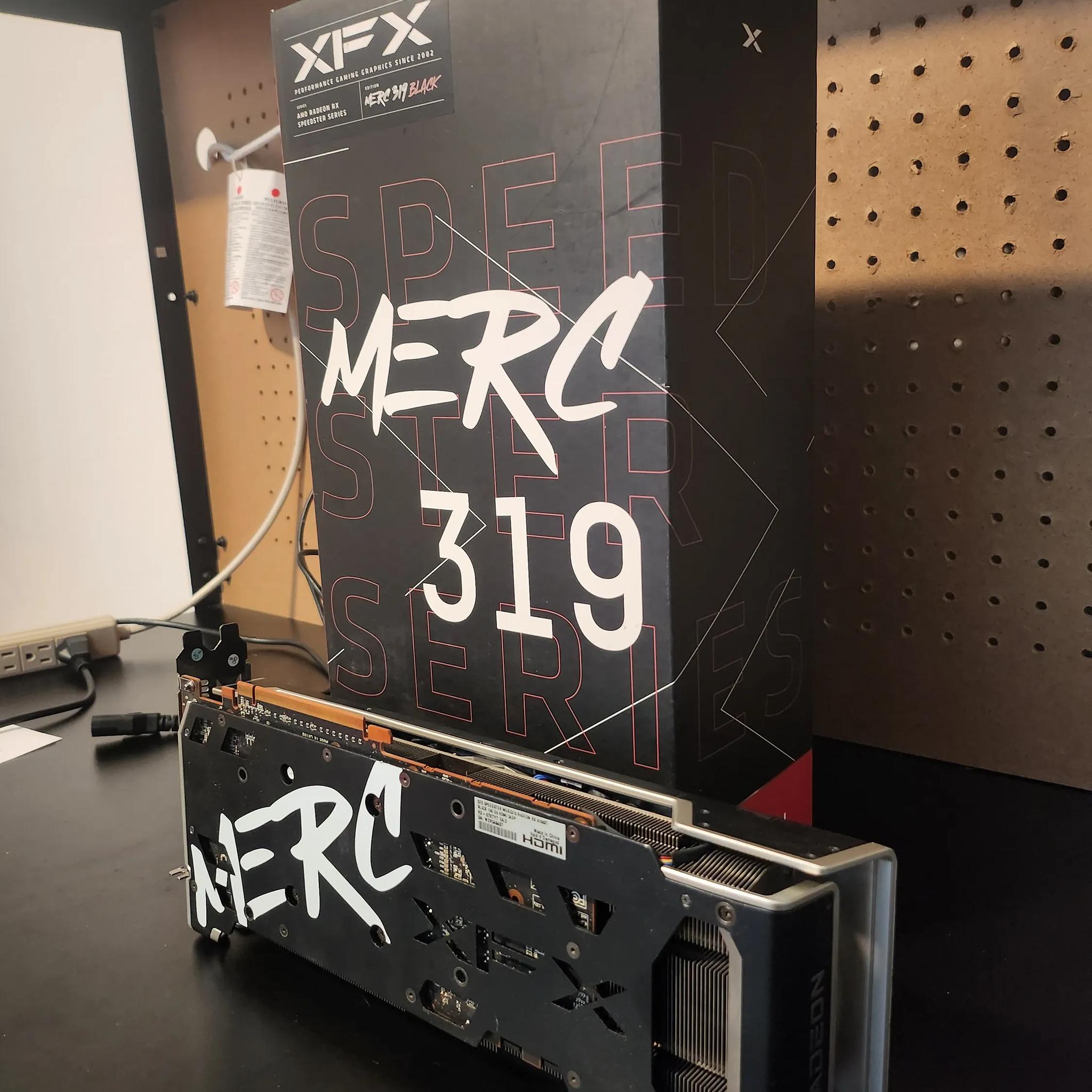 RX 6700 XT MERC 319