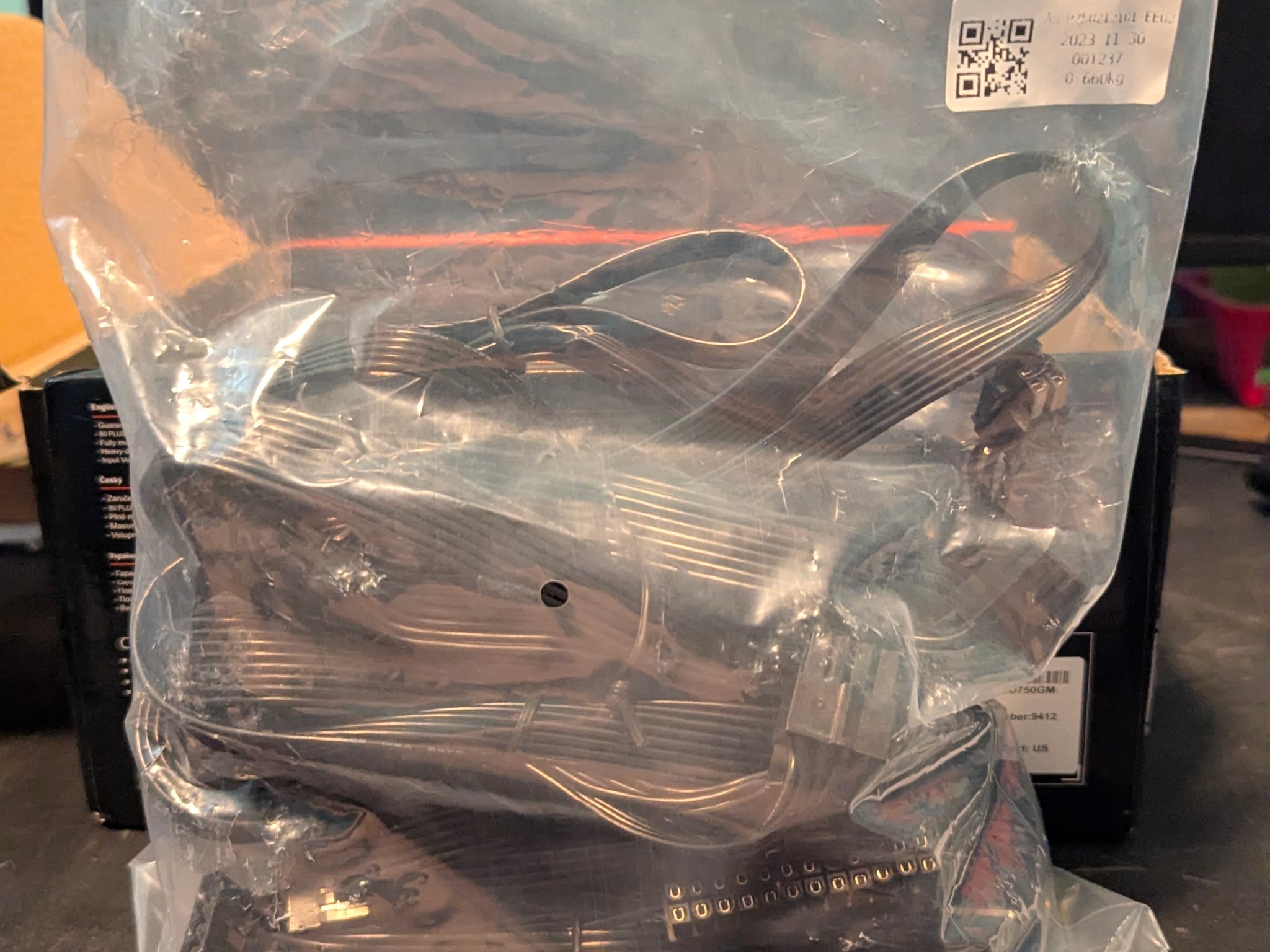 Gigabyte UD750GM 750 W 80+ Gold Certified Fully Modular ATX Power Supply