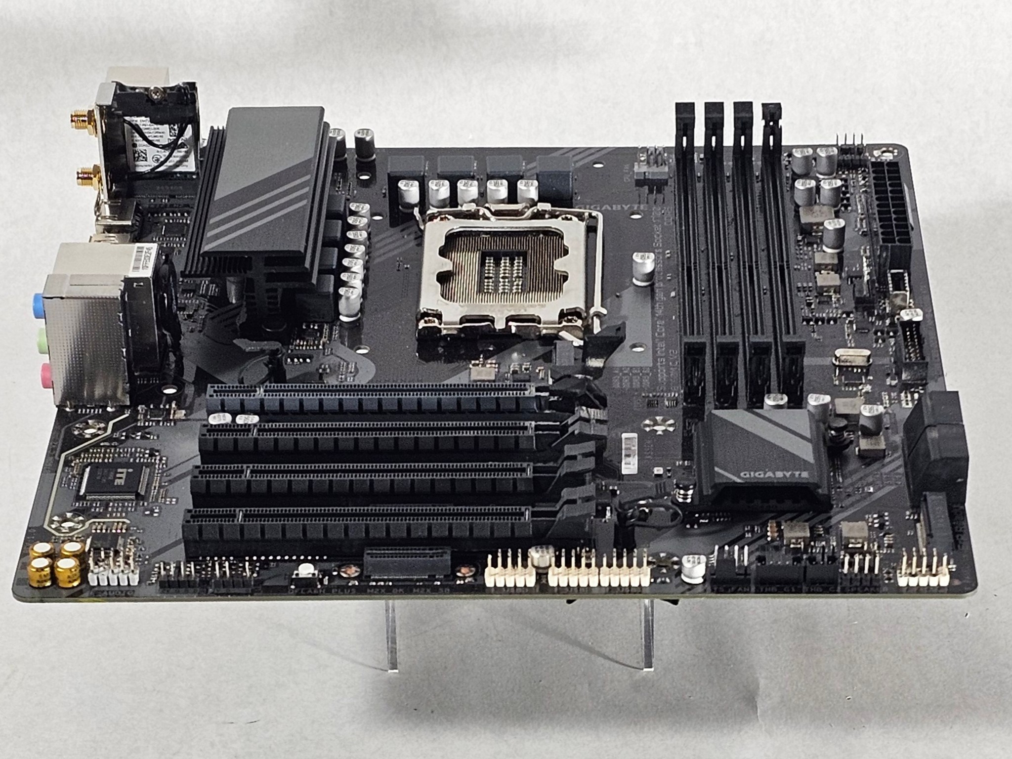 Gigabyte B760M C V2 LGA1700 DDR5 mATX Motherboard