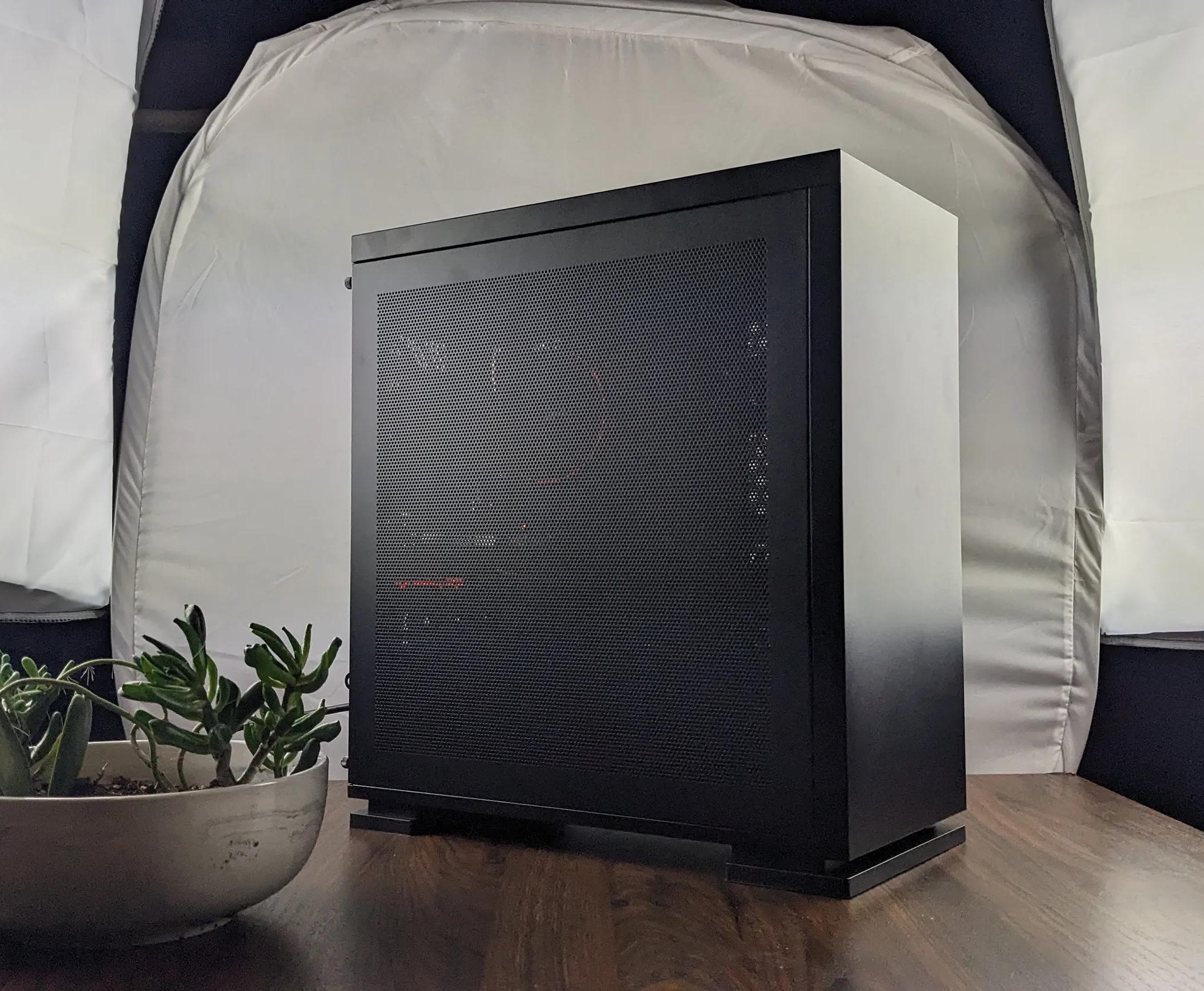 GamerSxin Custom 5600 XT R5 3600 16GB 2933mhz 1TB NVMe