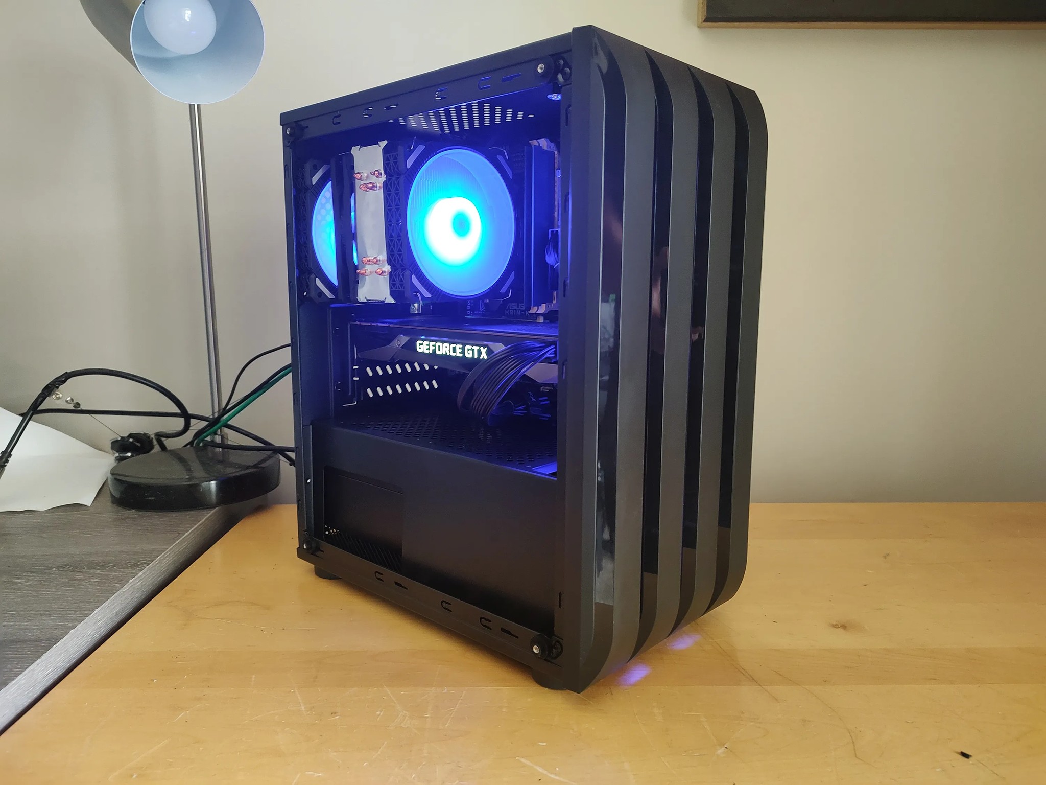 Gaming PC - i5 4570, GTX 1070, 8gb RAM / 512GB SSD