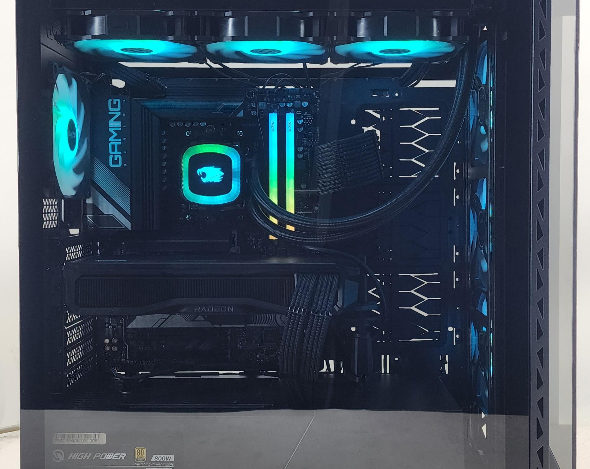 Gaming PC Ryzen 7 7800X3D 32GB RAM 2TB SSD RX 7900 XT 20GB Windows 11 Computer