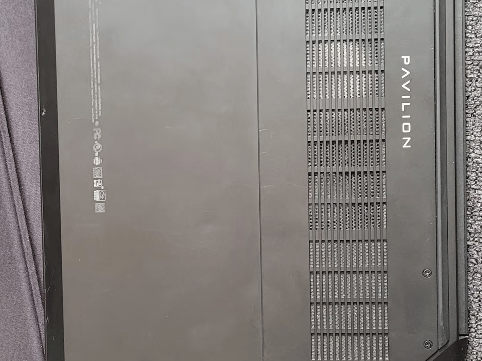 HP PAVILLION 15.6 RYZEN 5 16gb ram 256gb ssd 1tb 2.5 drive