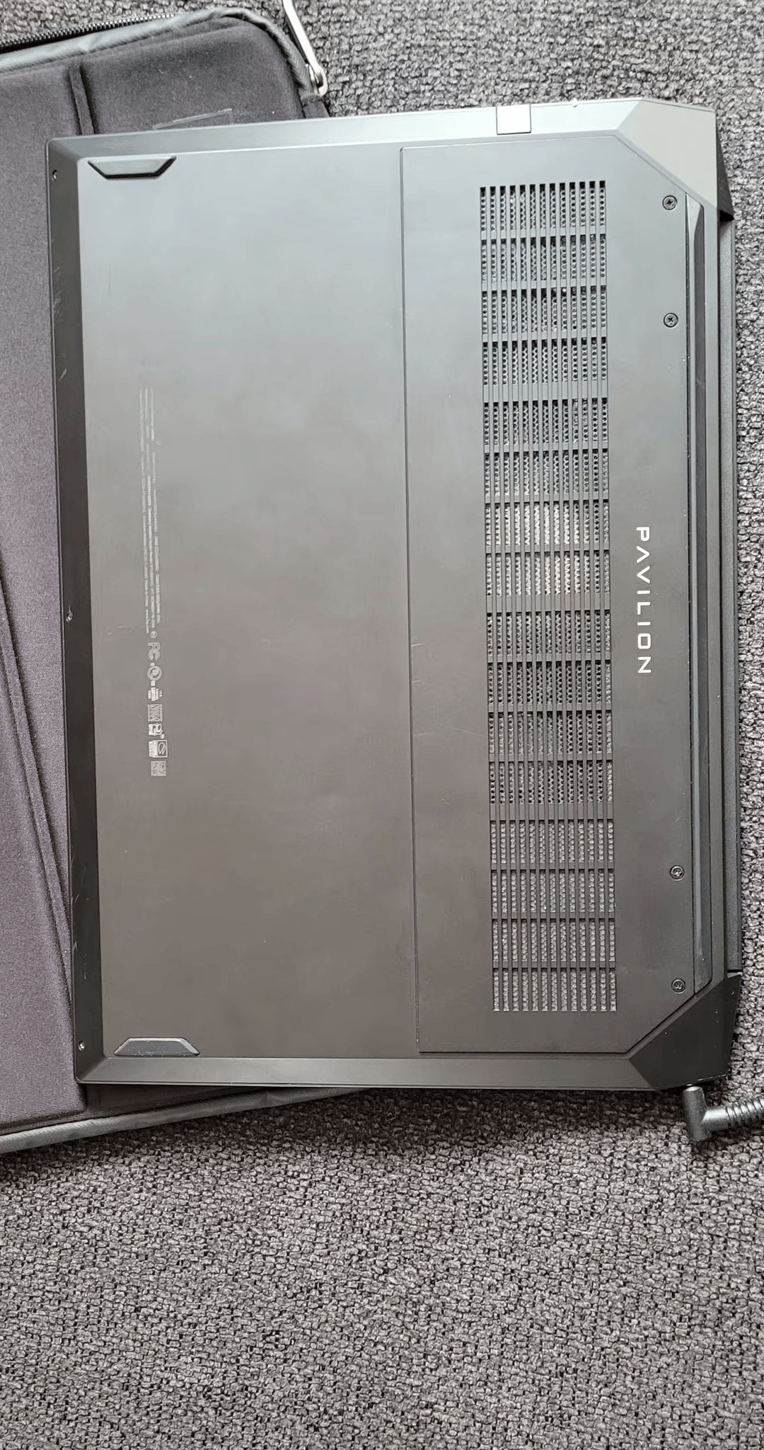 HP PAVILLION 15.6 RYZEN 5 16gb ram 256gb ssd 1tb 2.5 drive
