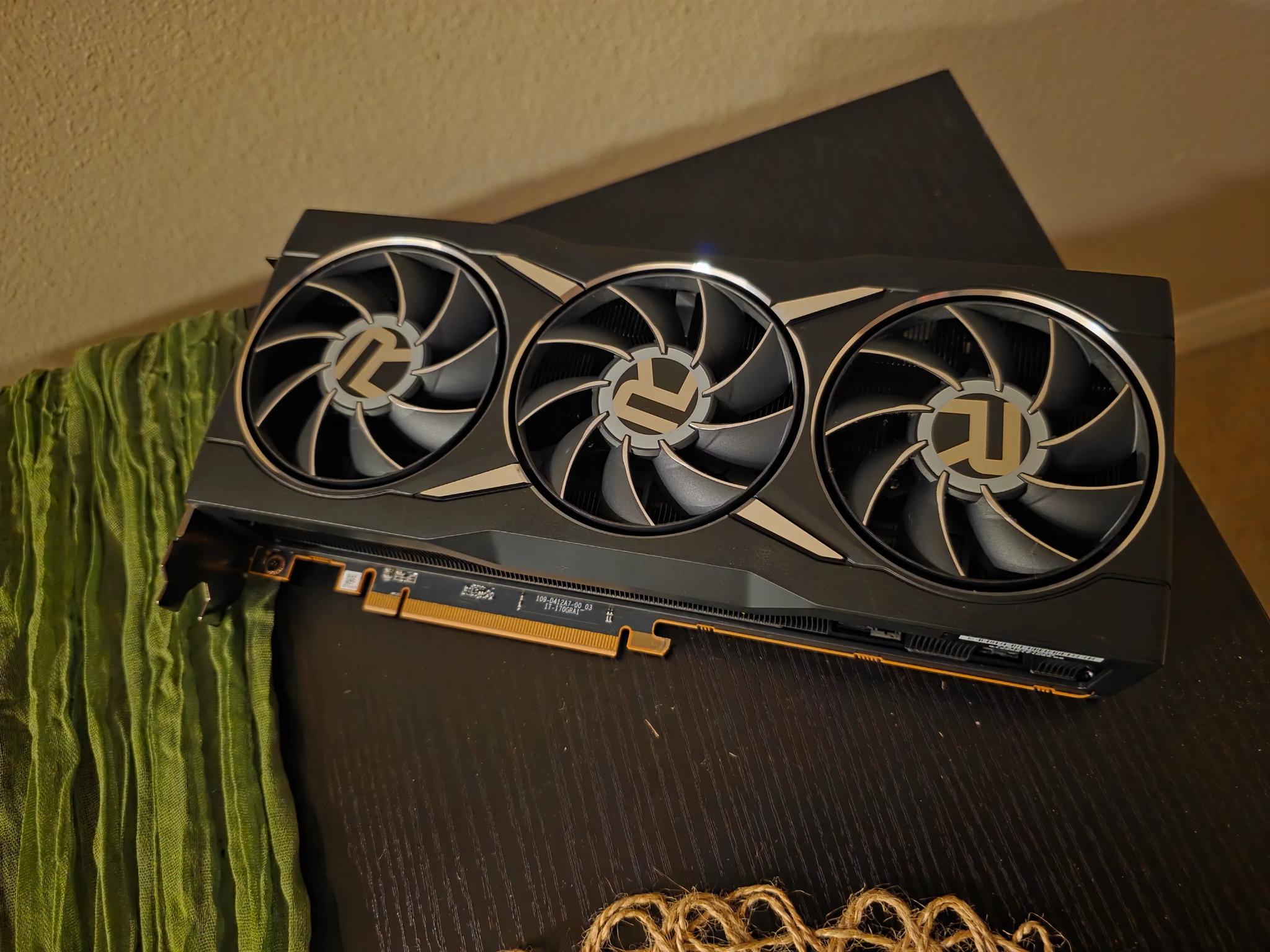 AMD 6950 XT FE