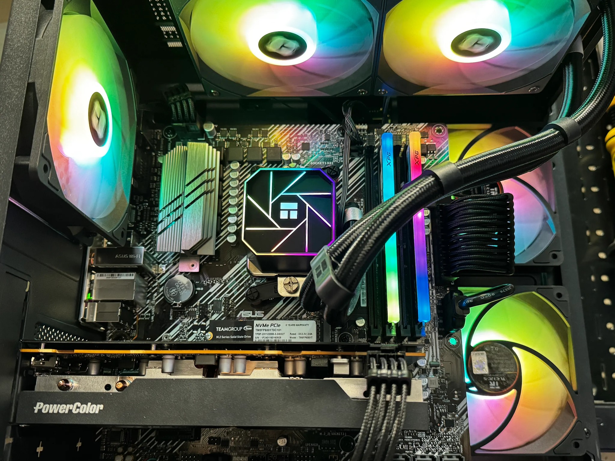 [Cronus] || AMD Ryzen 5 5600 + RX 7600 8G w/ 16GB of DDR4 RAM & 1TB M.2 NVMe SSD