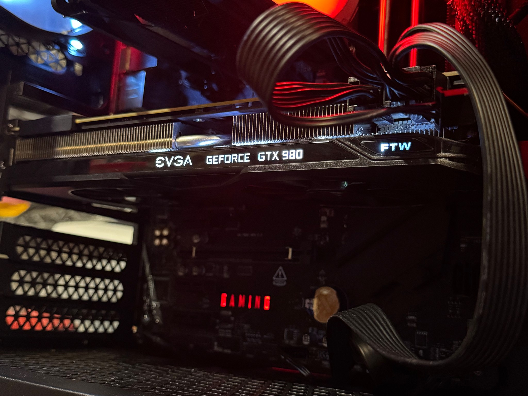 EVGA GeForce GTX 980 4GB FTW GAMING Graphics Card (04G-P4-2986-KR)