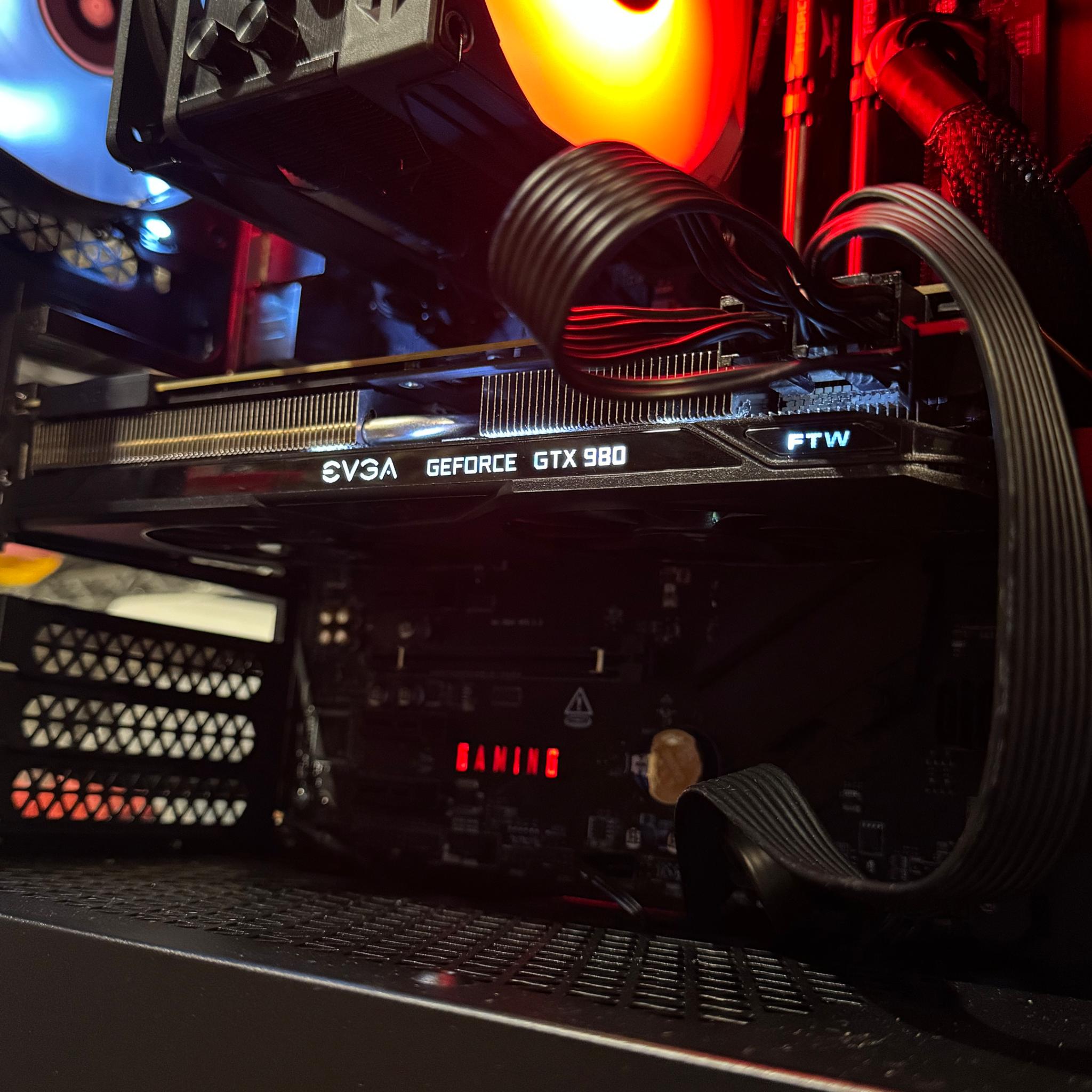 EVGA GeForce GTX 980 4GB FTW GAMING Graphics Card (04G-P4-2986-KR)