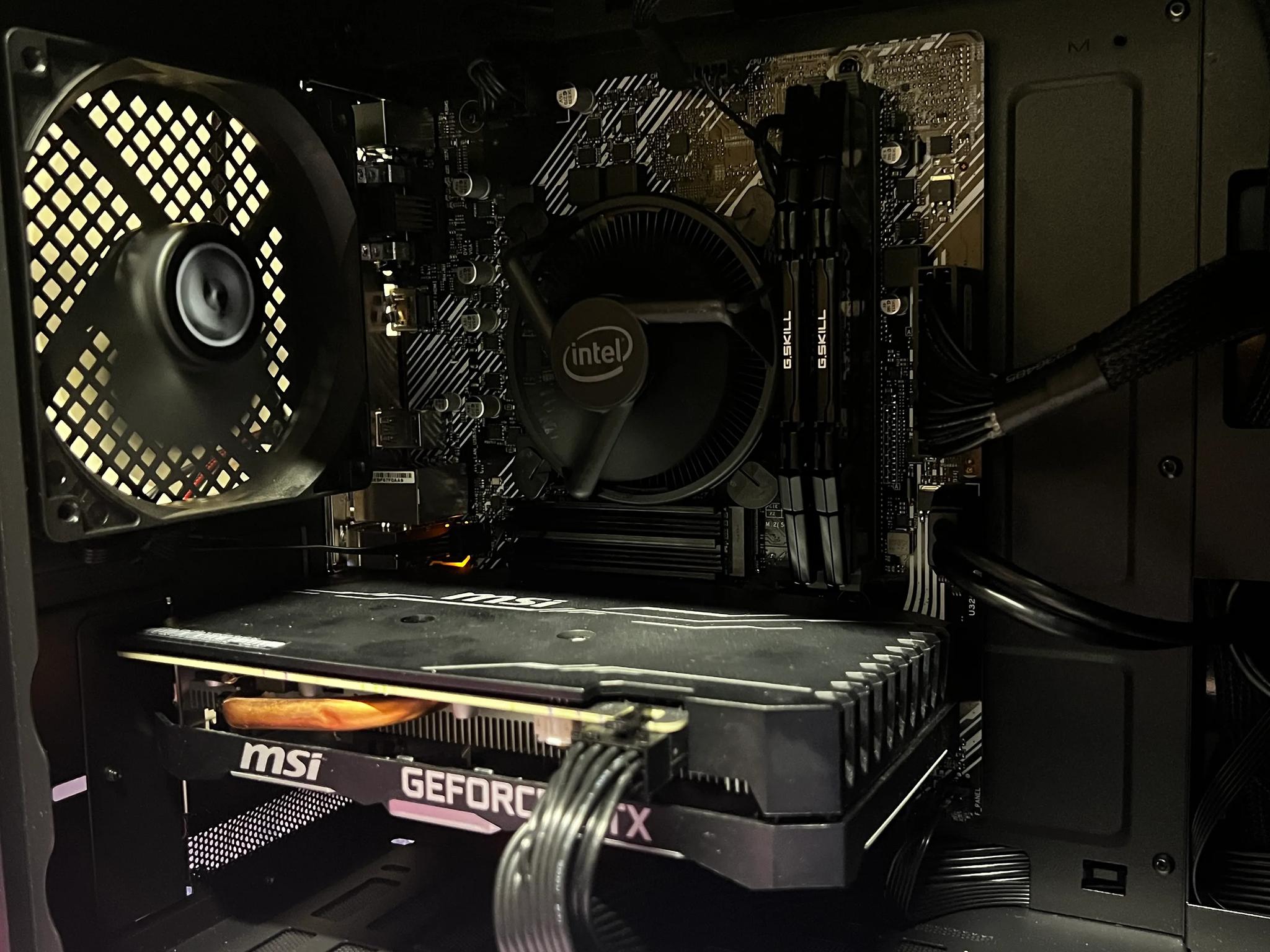 BB v6: Black Noir  || Intel i3-10100F + GTX 1660Ti