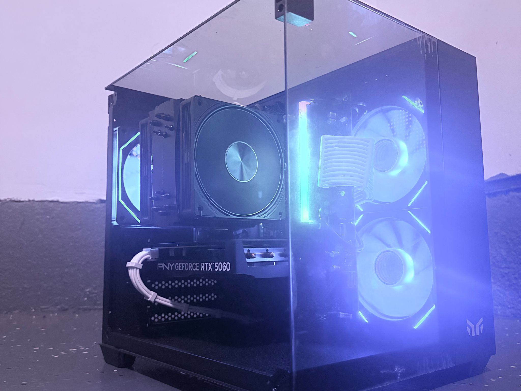 🌈"Arctic Eclipse"⚪️ | 1080p Gaming | RTX 5060 | Ryzen 5 8400F | 16GB DDR5 | 1TB SSD | Free Shipping