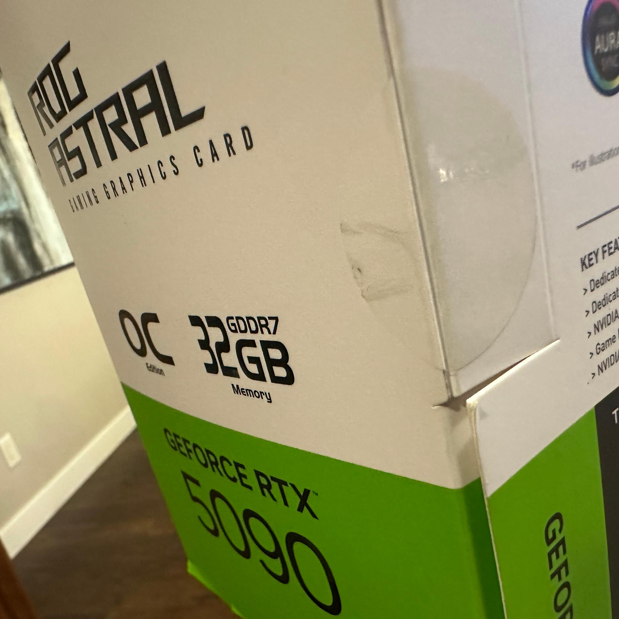 ASUS ROG Astral RTX 5090 OC Edition