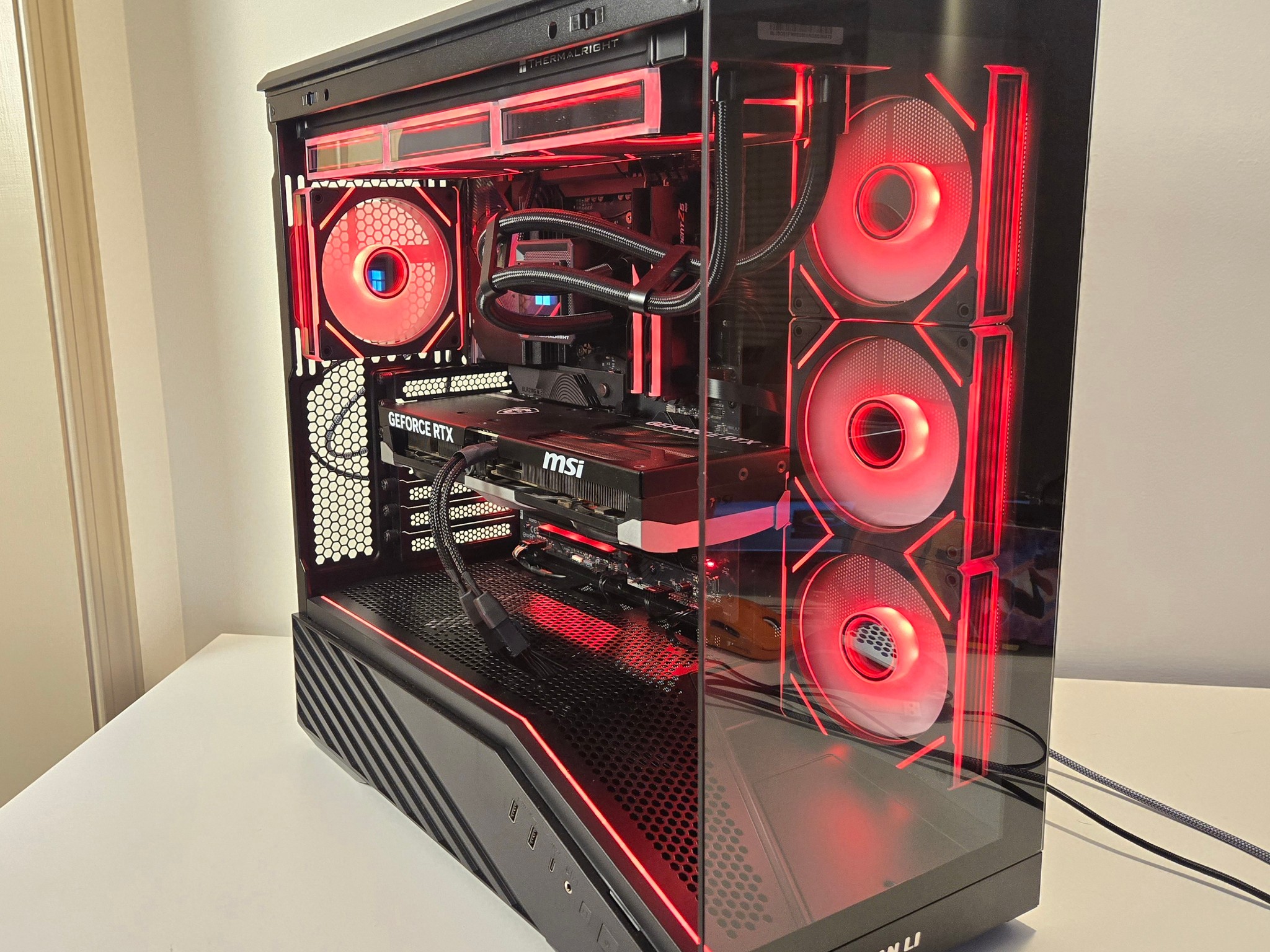 RTX 5070 Ti | Ryzen 7 9800X3D | 32gb DDR5 | 2TB NVME 🖤
