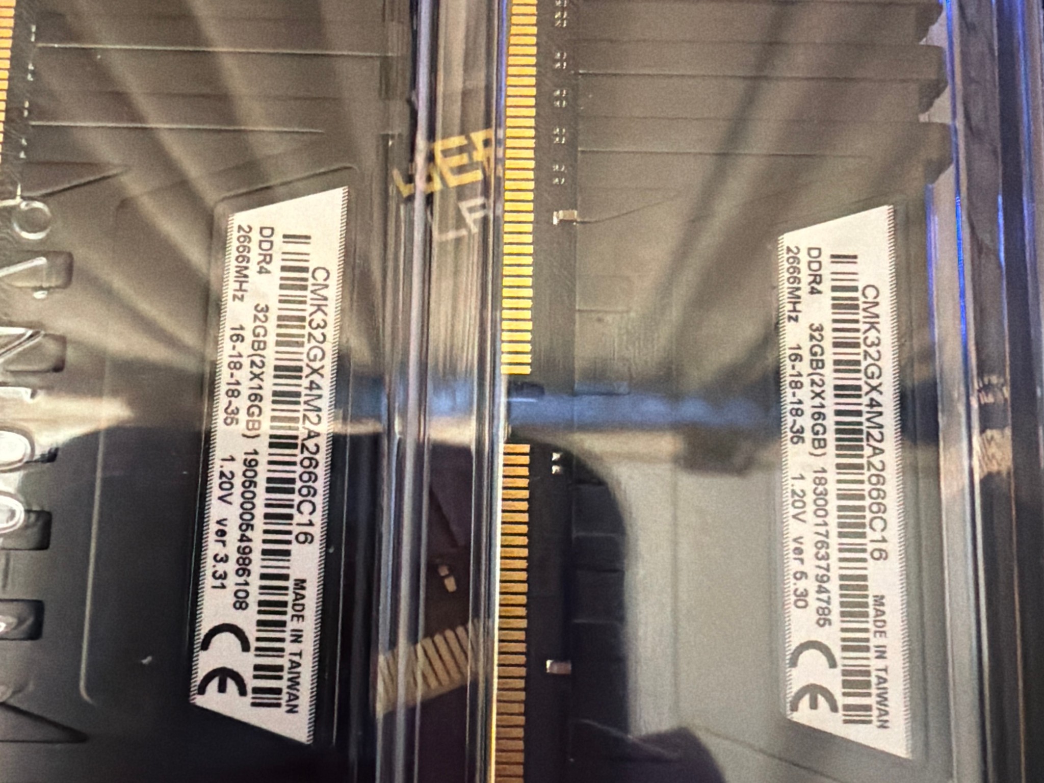 New 32GB DDR4 RAM Kit 16GBx2 Corsair Vengeance LPX