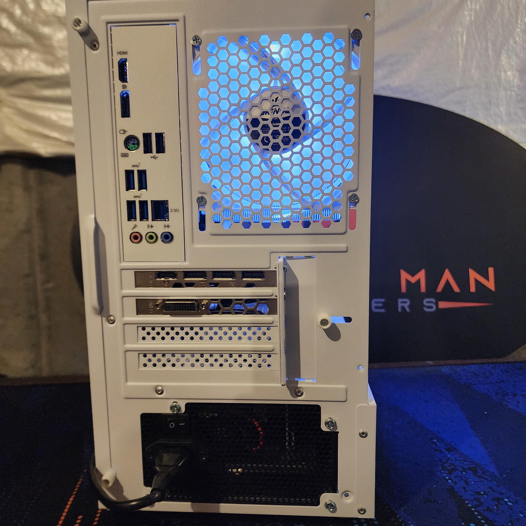 AMD RX 570 8GB / Ryzen 5 5500 / 16GB DDR4 / 500GB NVMe SSD