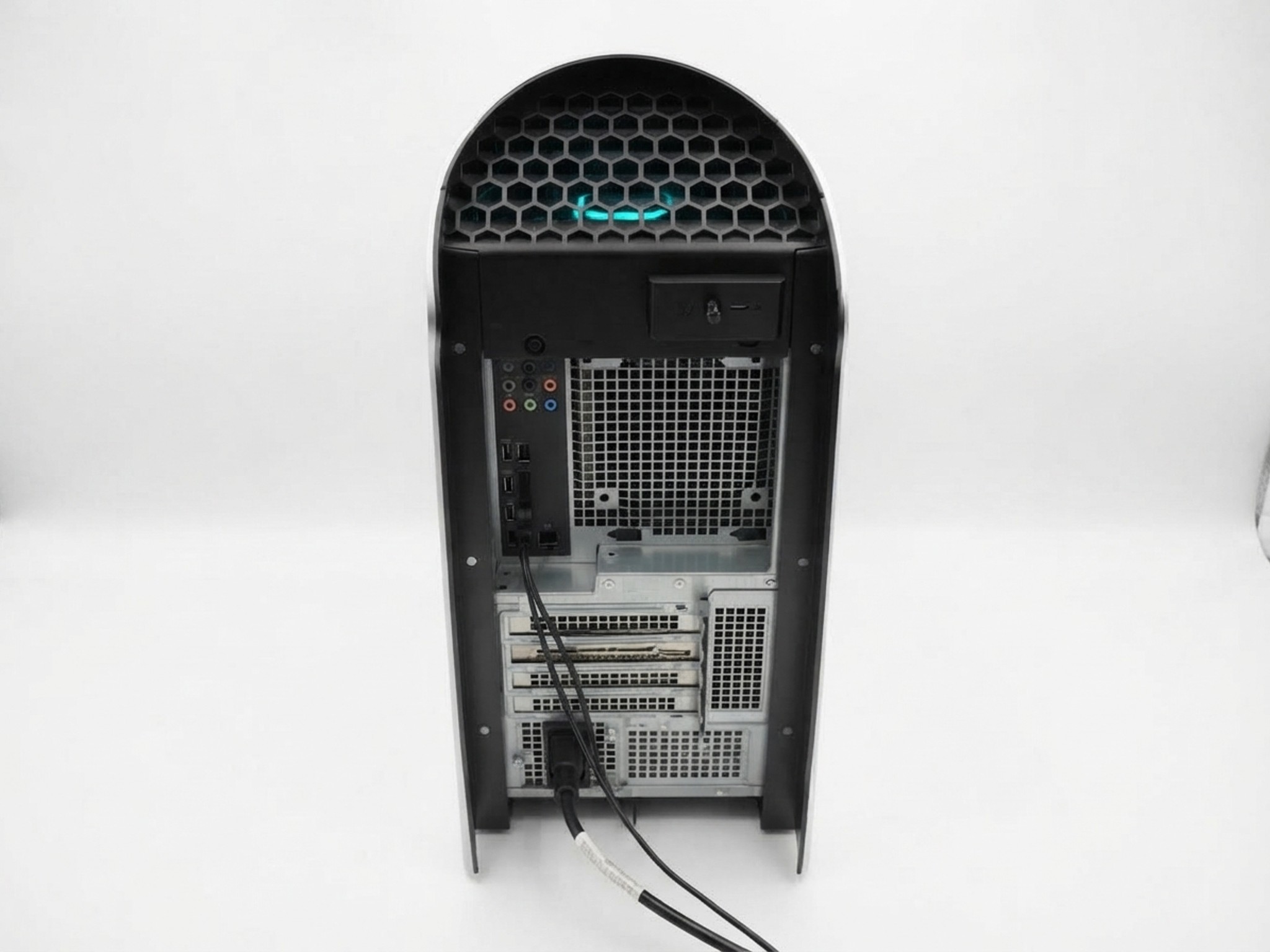 Dell Alienware Aurora R13 Gaming PC i7-12700F RTX 3060 Ti 16GB DDR5 1TB NVMe + 1TB SSD Liquid Cooled