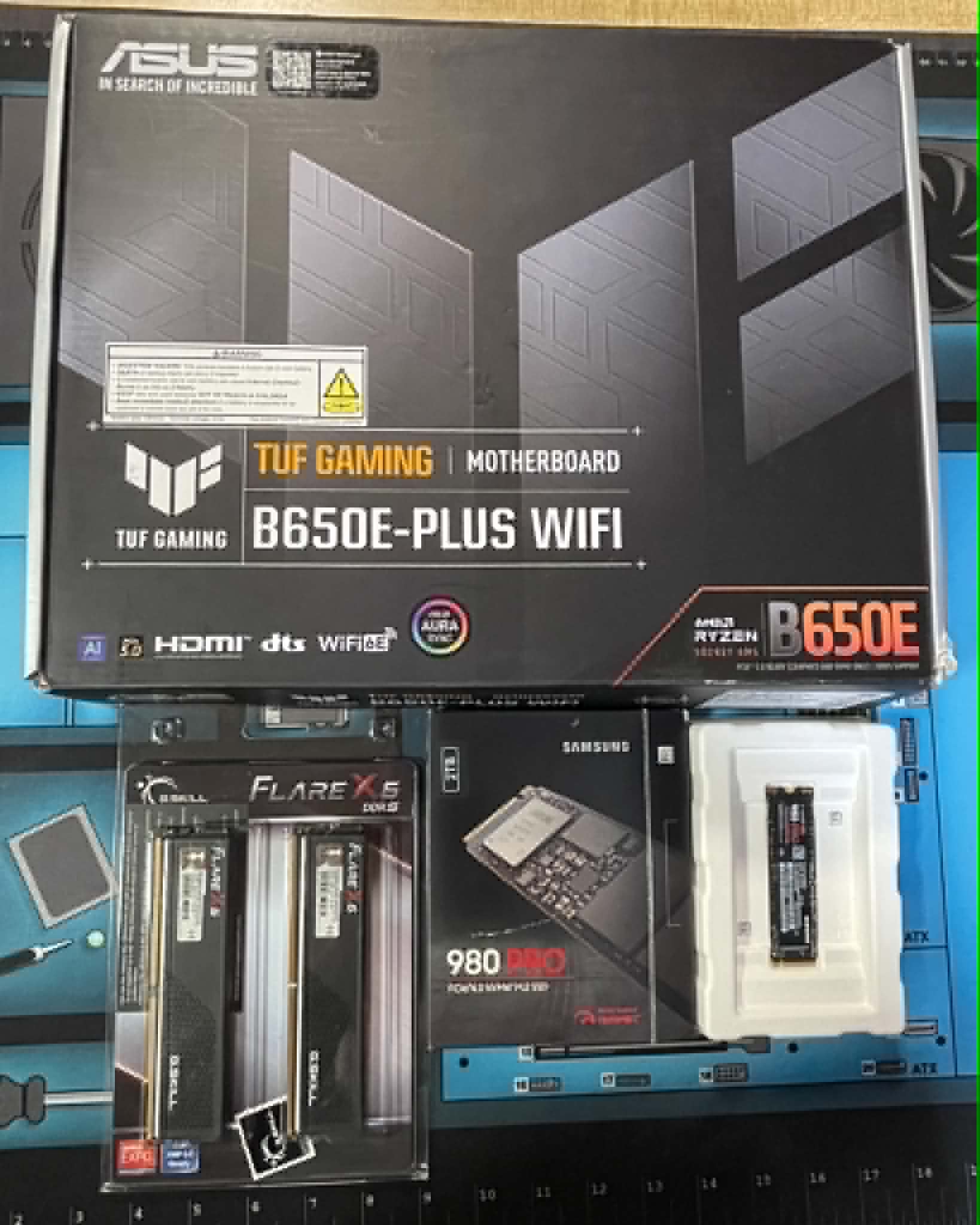Asus Tuf Gaming B650E-Plus WiFi, Flare X5 32gb Ram (2x16gb), Samsung 980 Pro 2TB Nvme