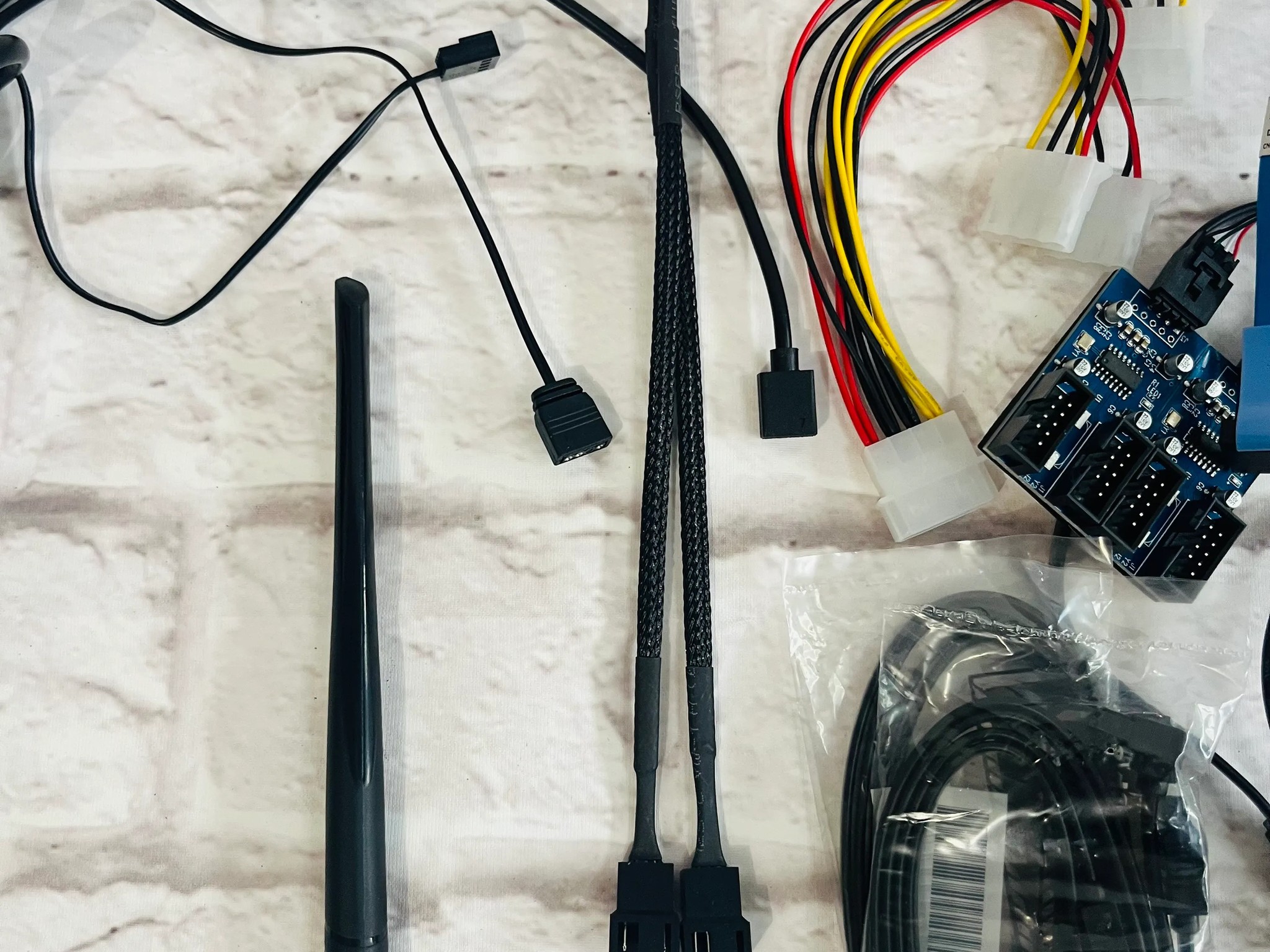 (SEE PICS) Random PC Cables and Accessories/1 WIFI Adaptor