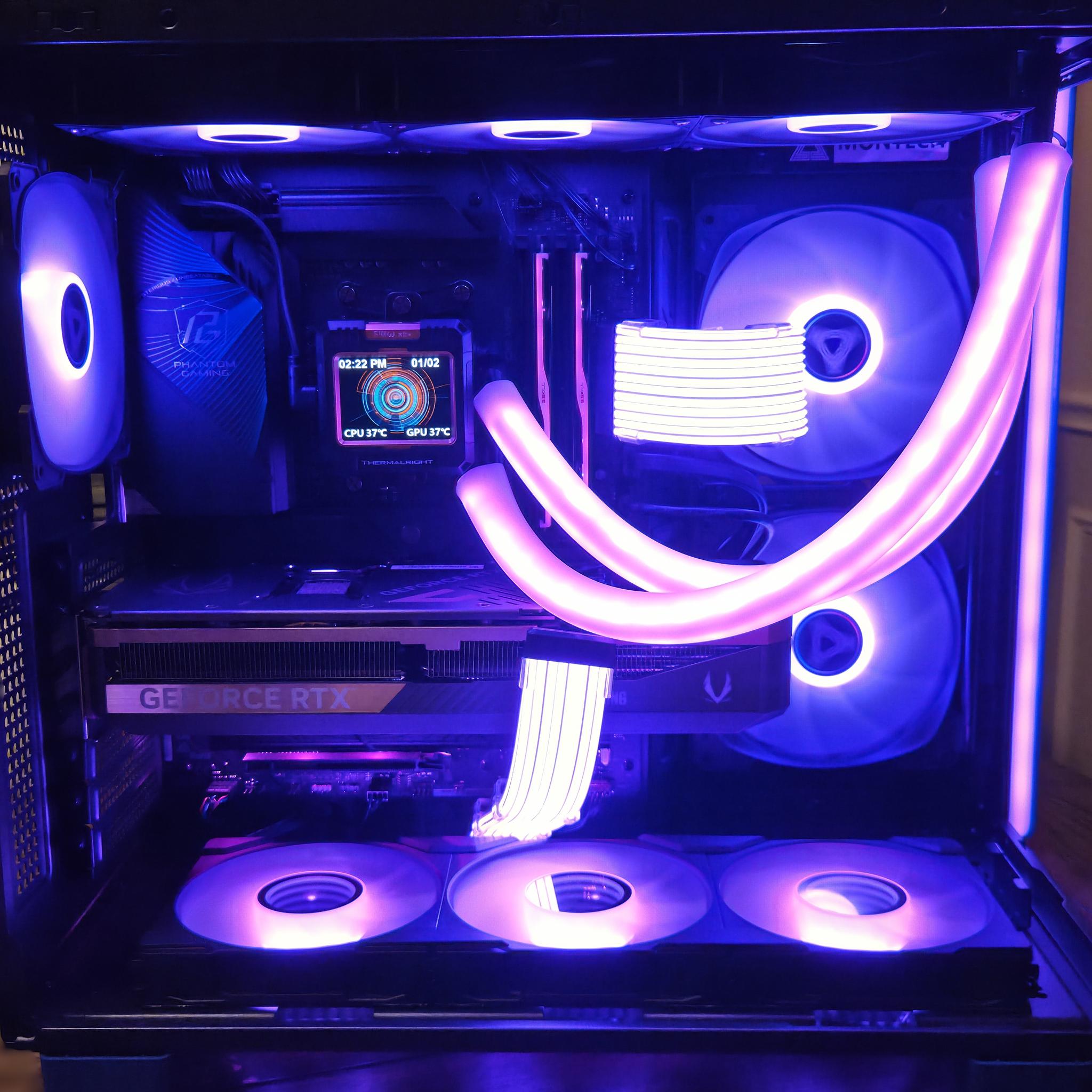 The Space Marine! | RTX 5070 Ti Gaming PC | Ryzen 7 9800X3D | 32GB DDR5 | 2TB NVMe | LCD Display