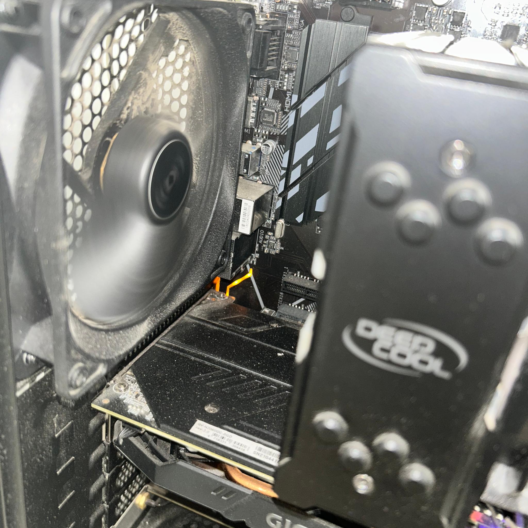 Intel Core i5-10400F  GeForce RTX 2060  16 RAM  1T STORAGE