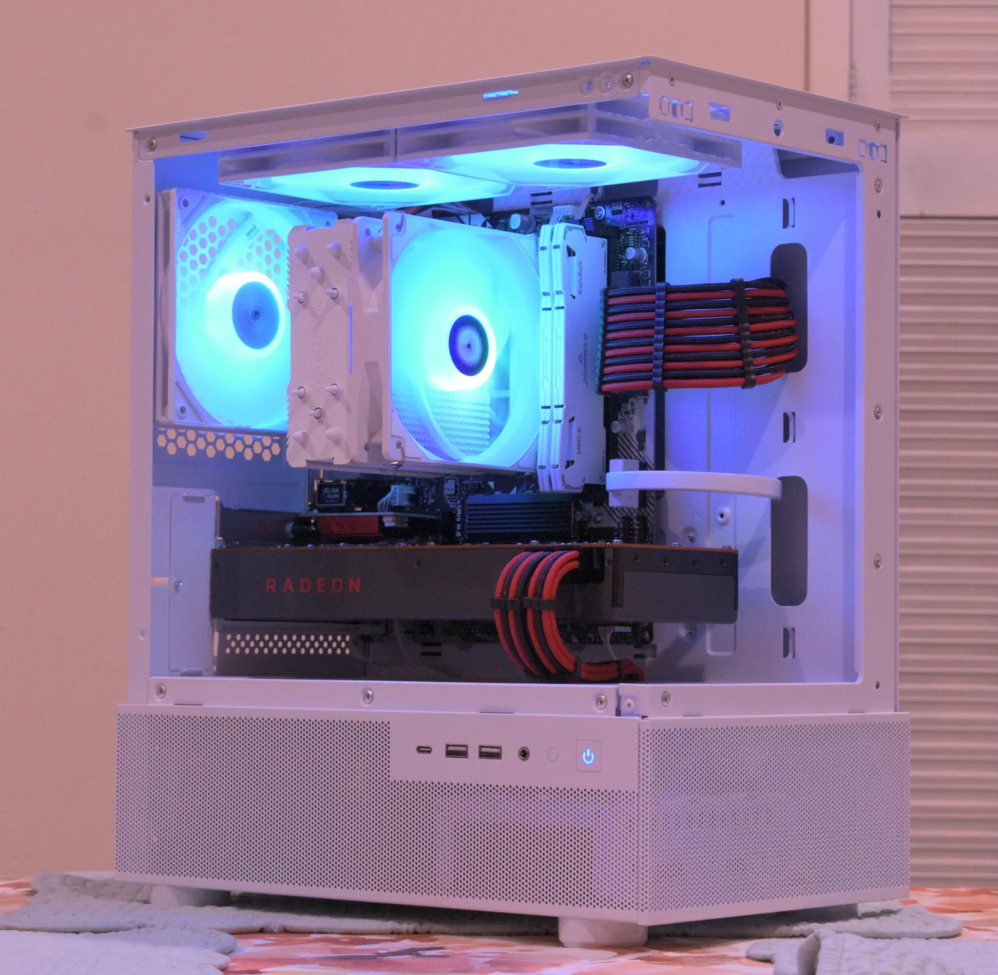Gaming PC | Ryzen 5 3600 | AMD RX 5700 8GB | 16GB DDR4 | 1TB nVME SSD | 1080p White Gaming PC RGB