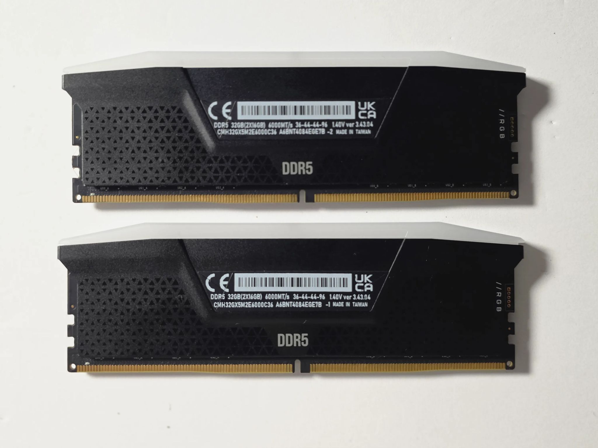 CORSAIR VENGEANCE RGB DDR5 RAM 32GB (2x16GB) 6000MHz CL36 Black (CMH32GX5M2E6000C36)