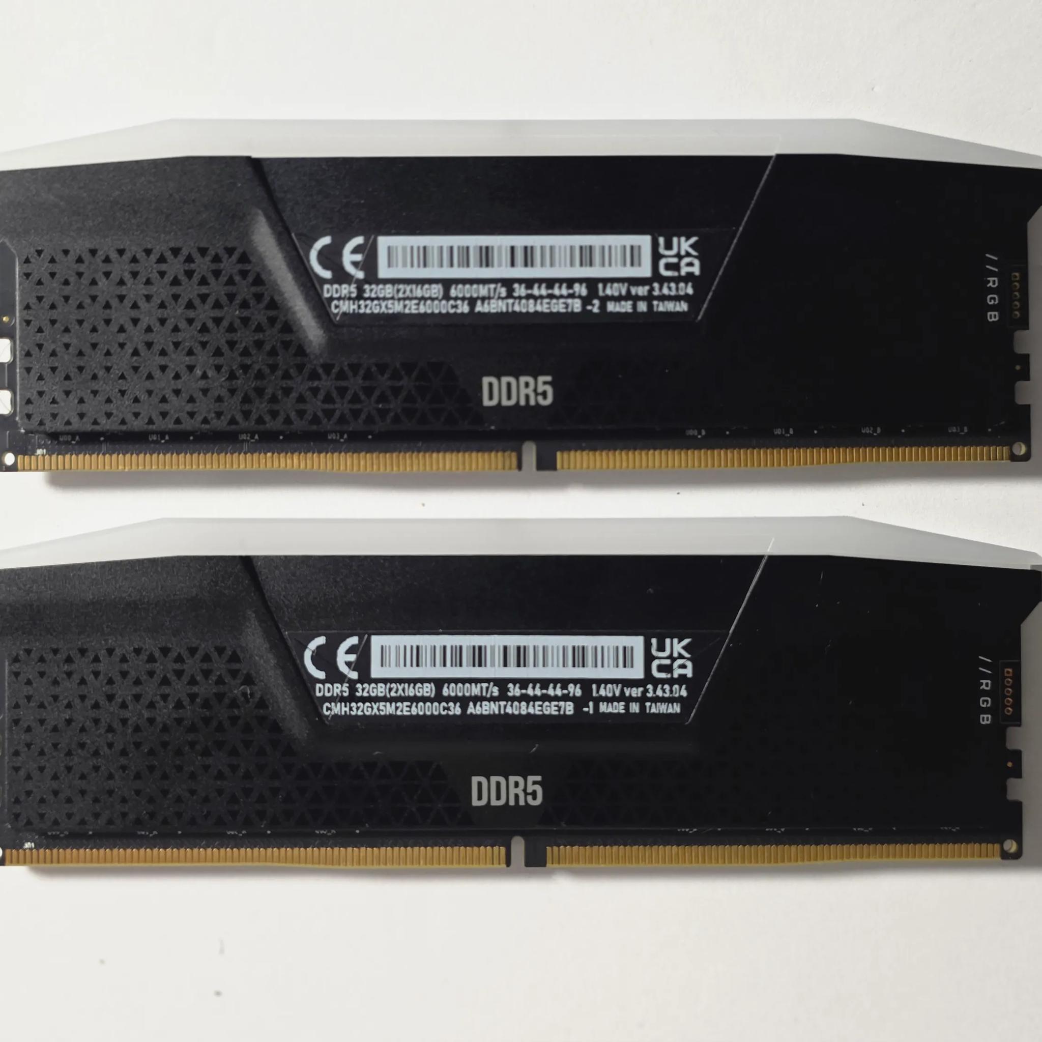CORSAIR VENGEANCE RGB DDR5 RAM 32GB (2x16GB) 6000MHz CL36 Black (CMH32GX5M2E6000C36)