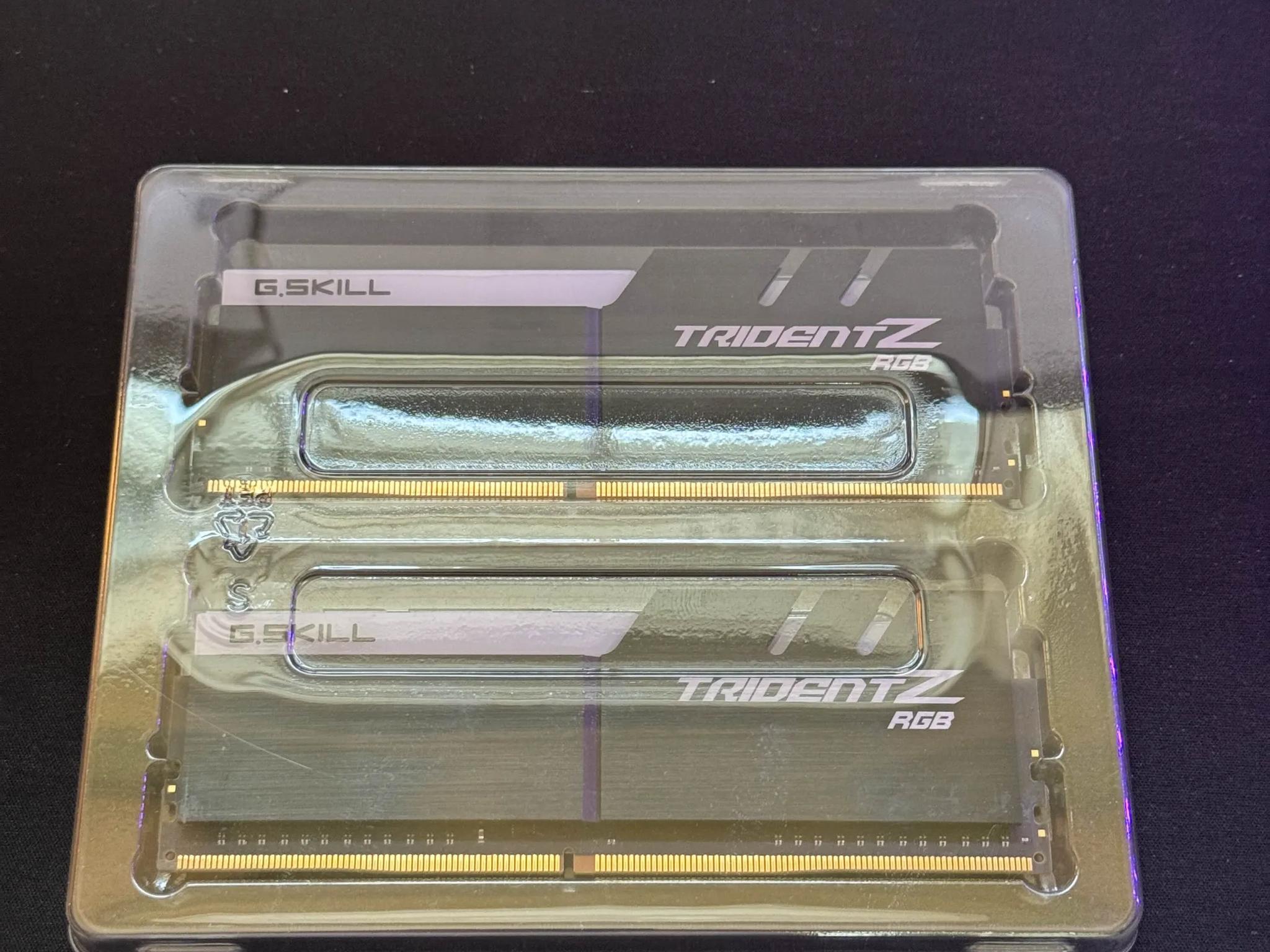 G.SKILL Trident Z RGB Series (XMP) DDR4 RAM 16GB (2x8GB)