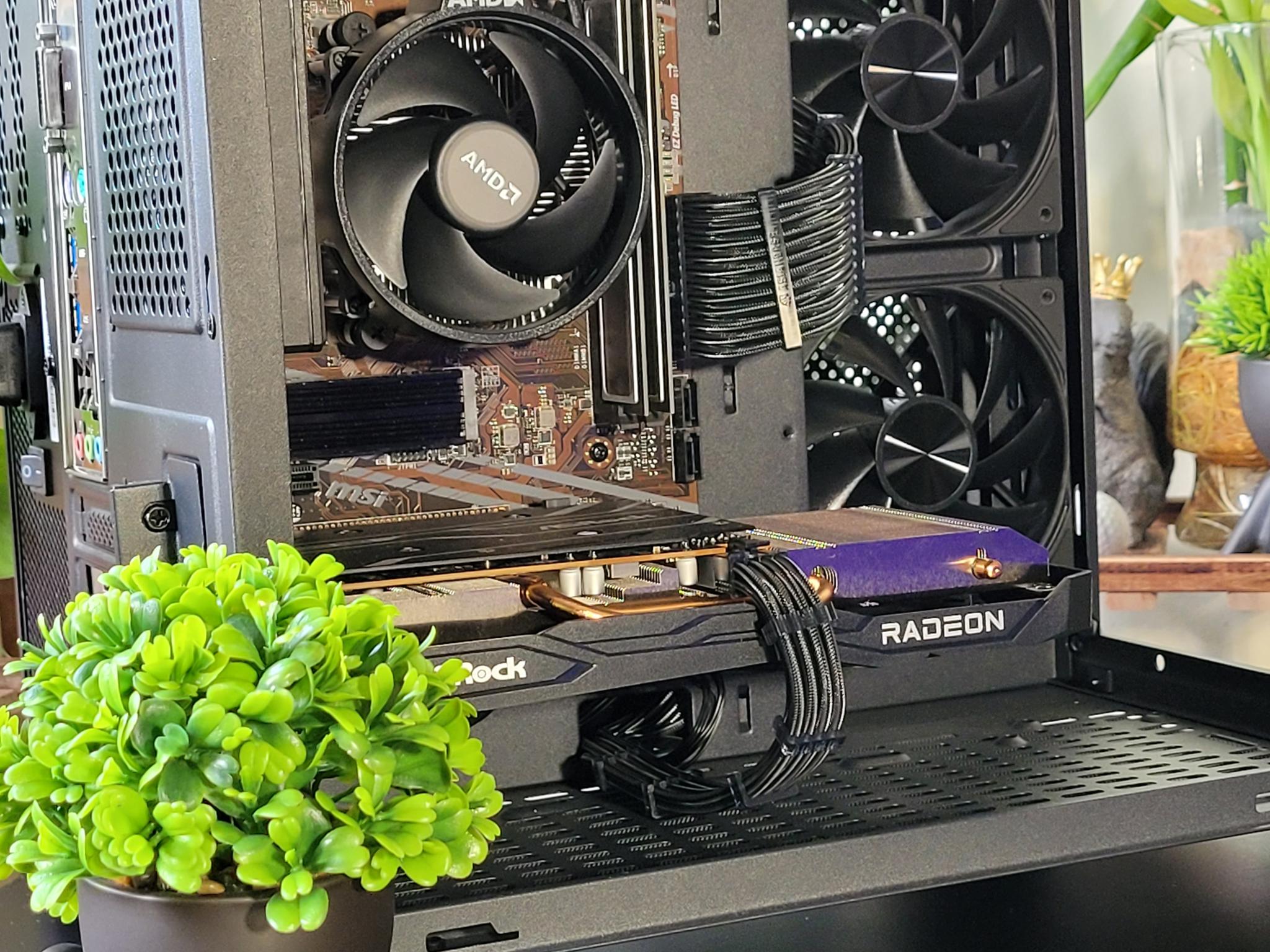 Ryzen 5 5500 | RX 6600 | 32GB RAM | 1TB STORAGE | WINDOWS 11 ACTIVATED
