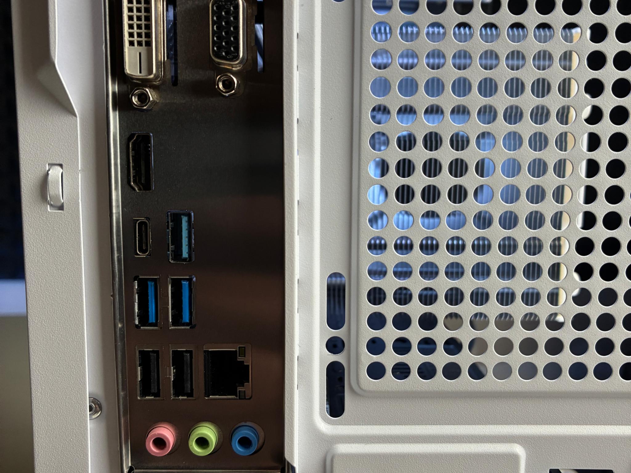 ⚪️ i5 9400/GTX 1070 8GB Gaming PC ⚪️