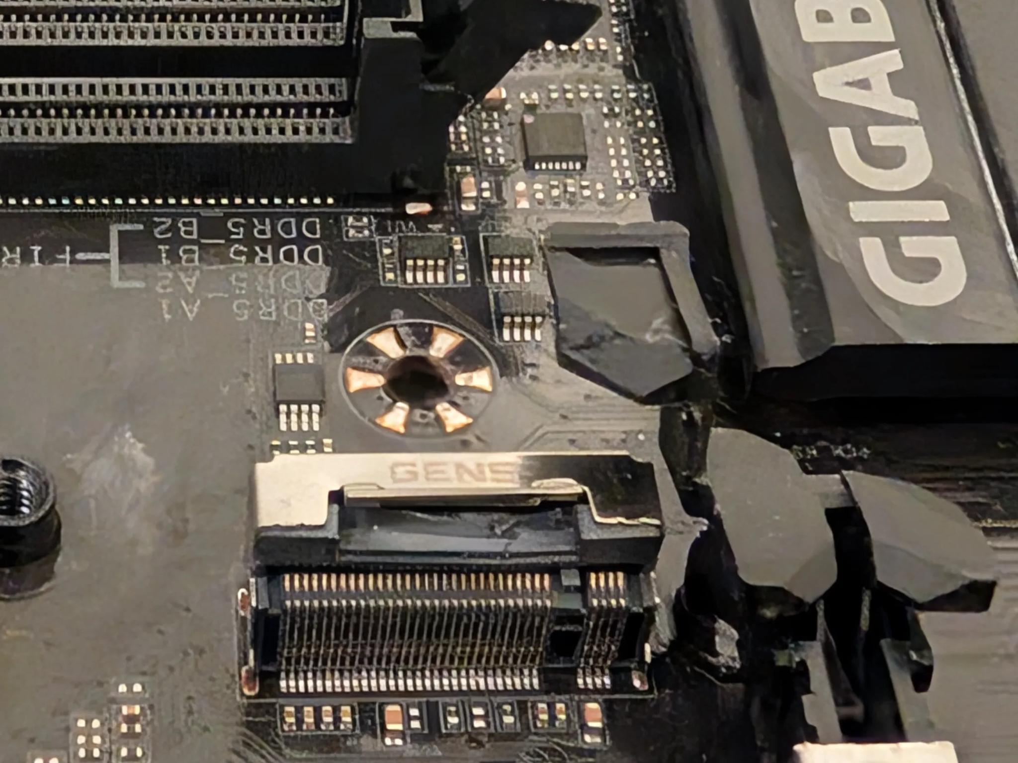 GIGABYTE B650 Gaming X AX (AM5, DDR5)