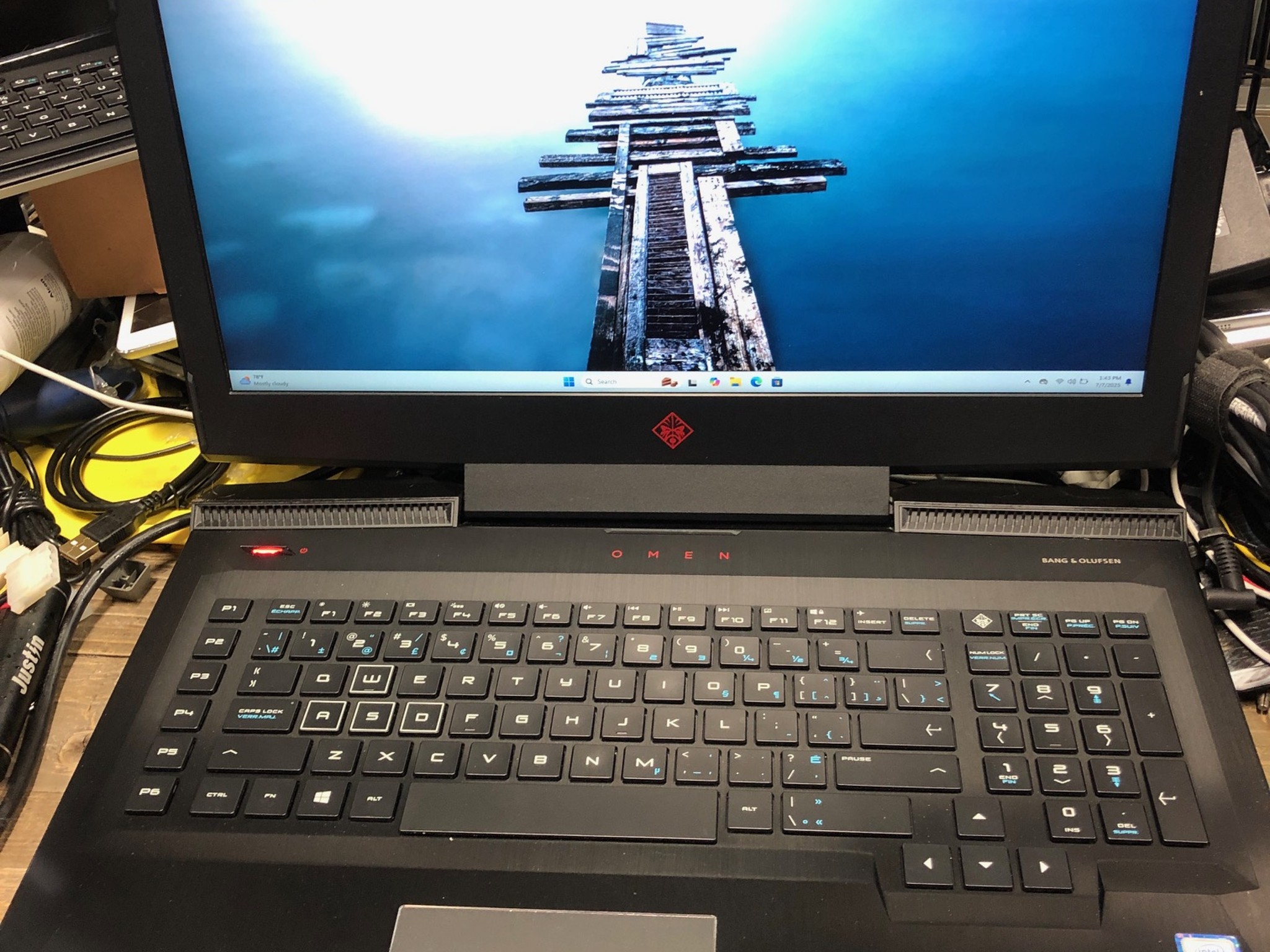 HP Omen TPN-Q195 17 inch Gaming laptop