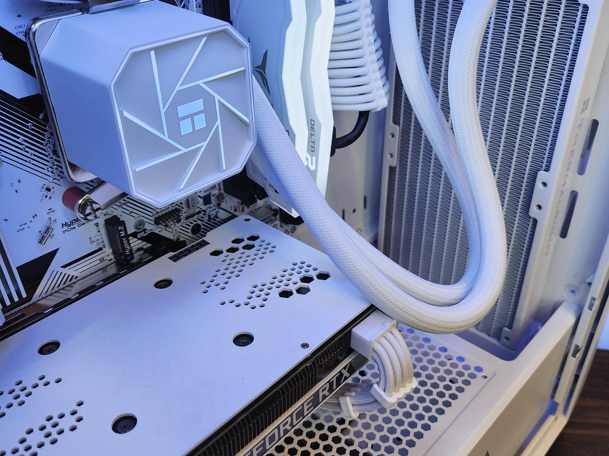 🤍🤍RTX 3060Ti // Ryzen 5 5600G // 32GB 3600MHz // 1TB M.2 NVMe